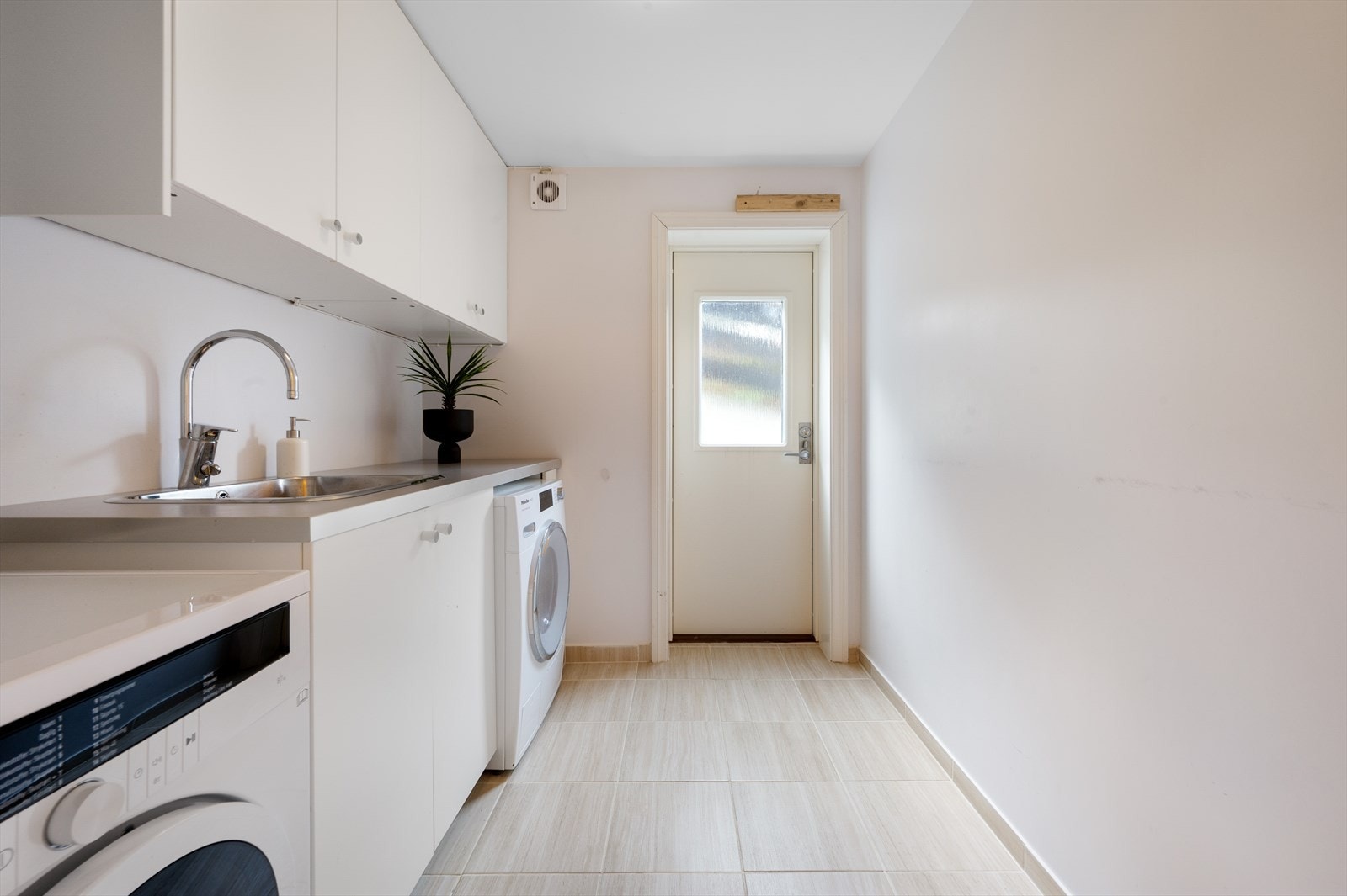 - Separat vaskerom på 5,3m² - Galleribilde