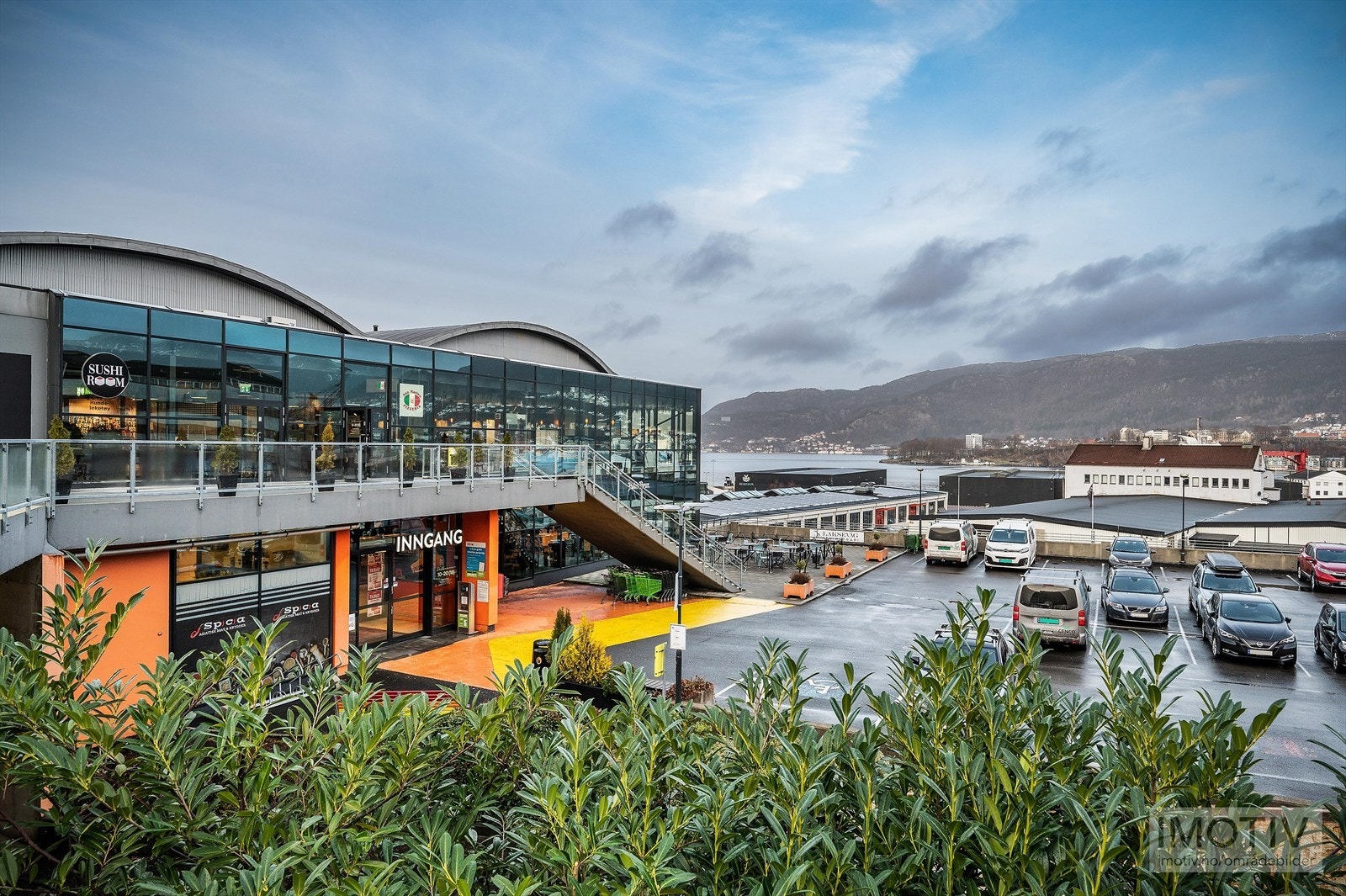 - Få minutters gange til Laksevåg senter med 27 hyggelige butikker - Galleribilde