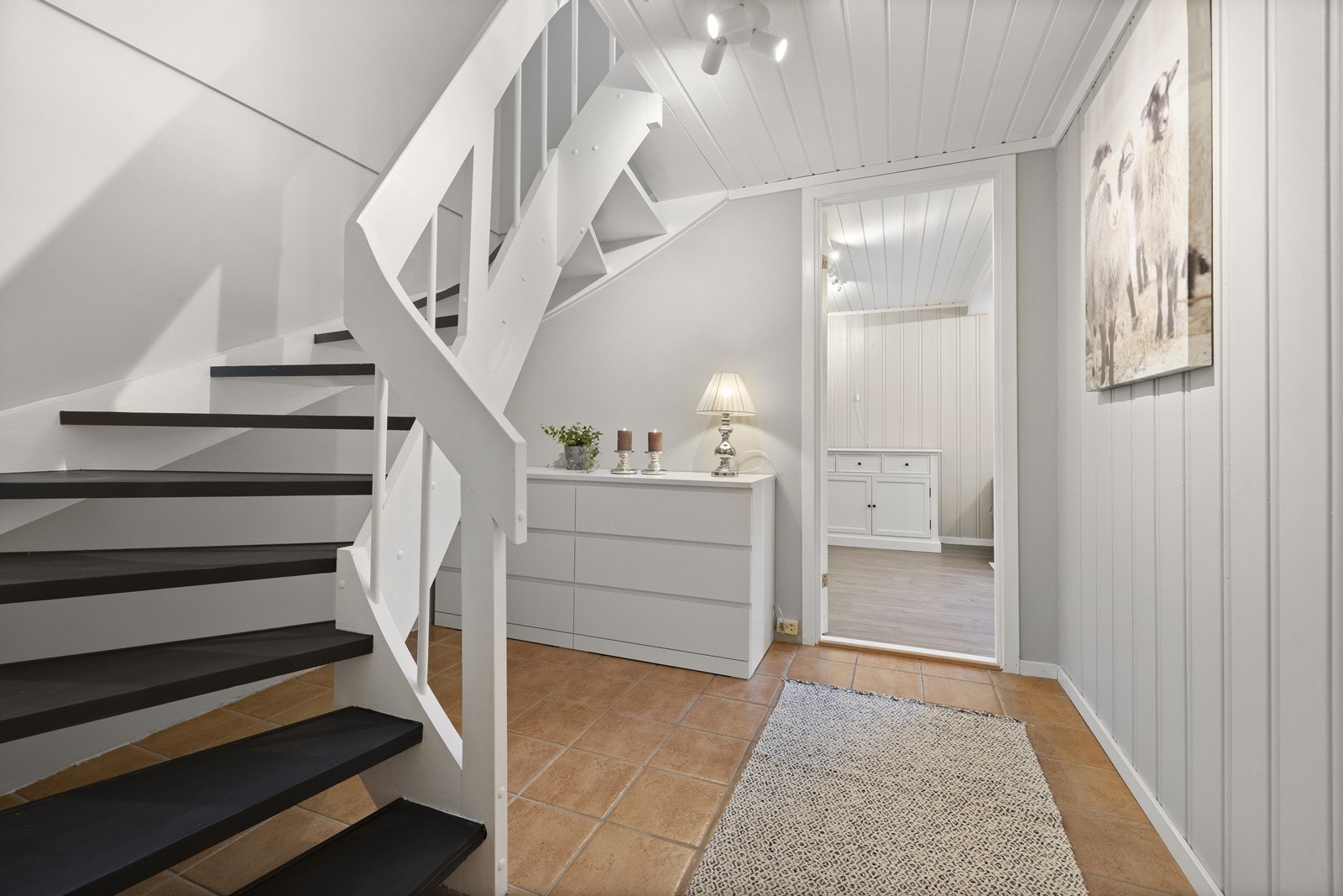 Trapperom. Galleribilde