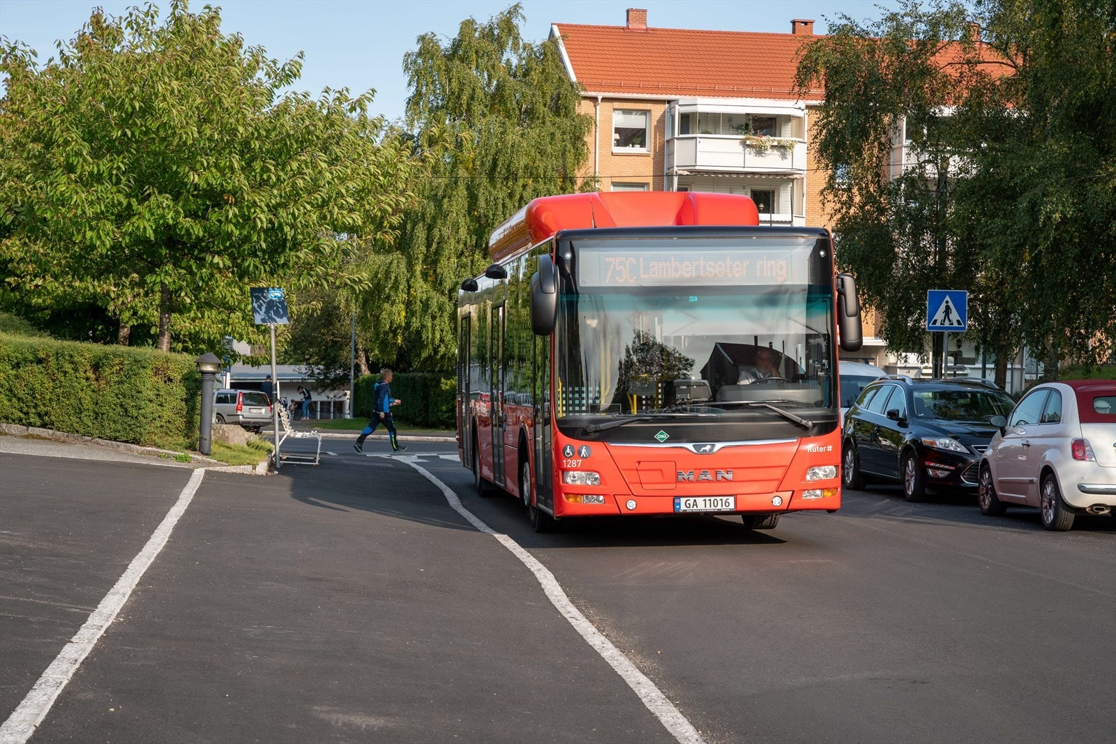 Glimmervien bussholdeplass er så nært som to minutter gange! Galleribilde