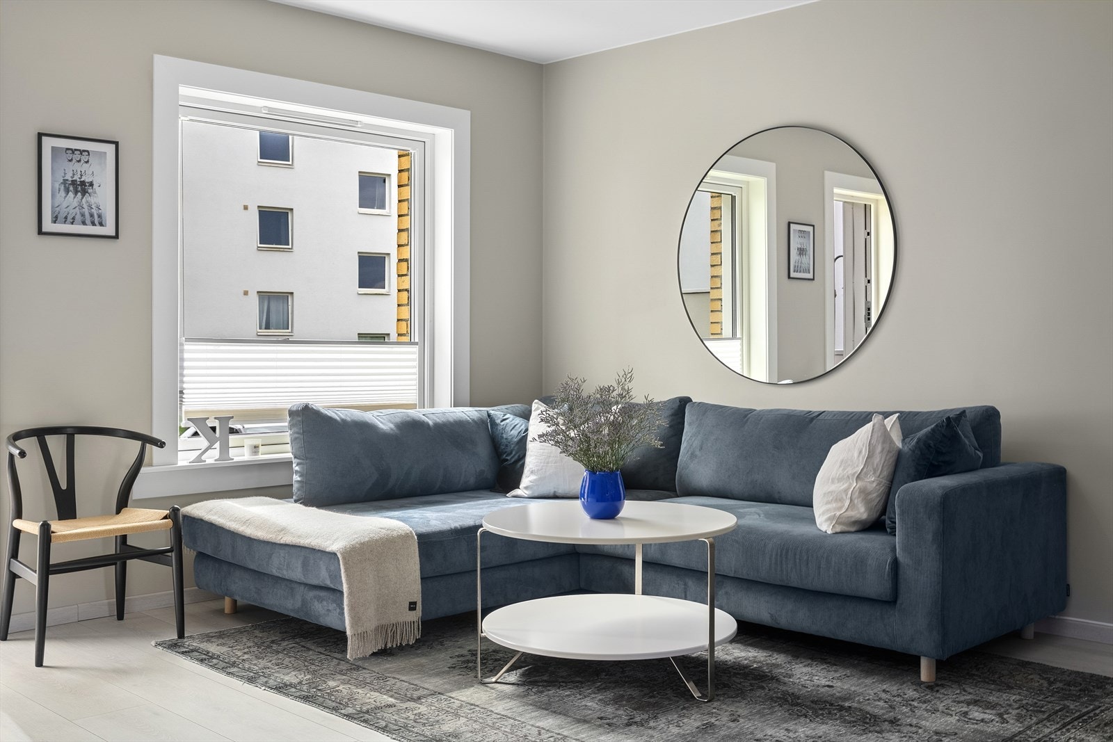 Bergkrystallen 4 er en innbydende 3-roms leilighet med solrik balkong og tre boder. Galleribilde