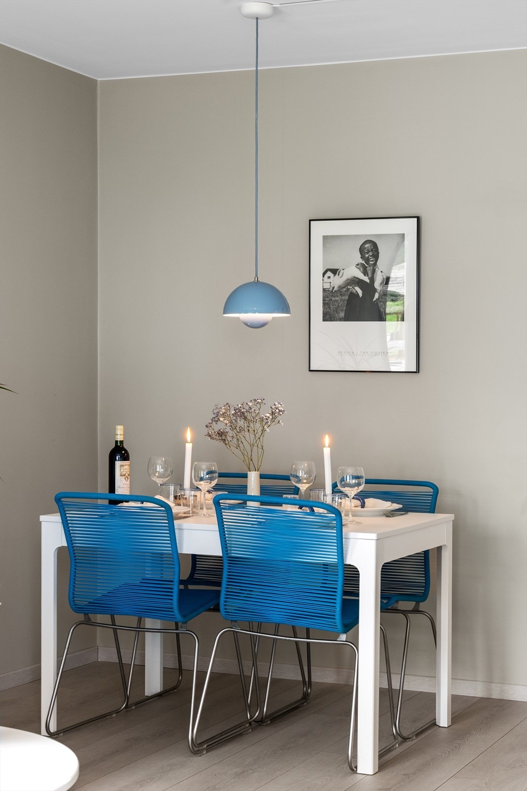 Her kan man invitere til sosiale sammenkomster og gode måltider med familie og venner! Galleribilde