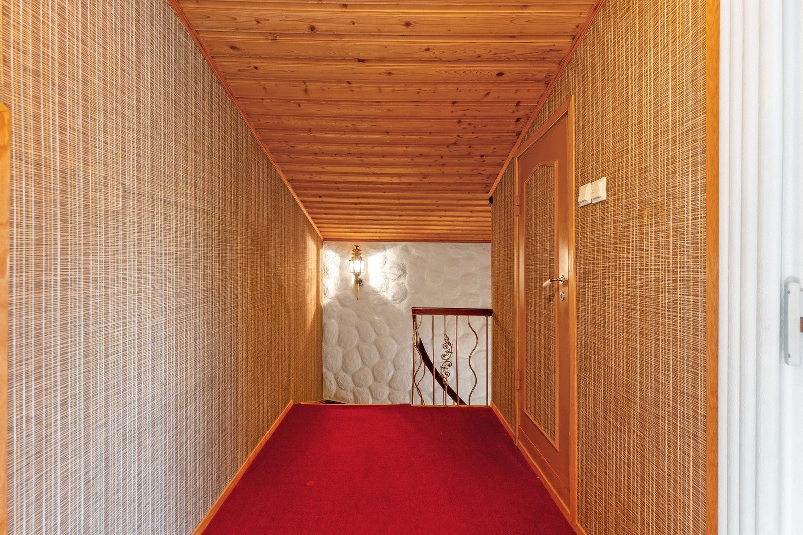 Hall gang 2.etasje. Galleribilde