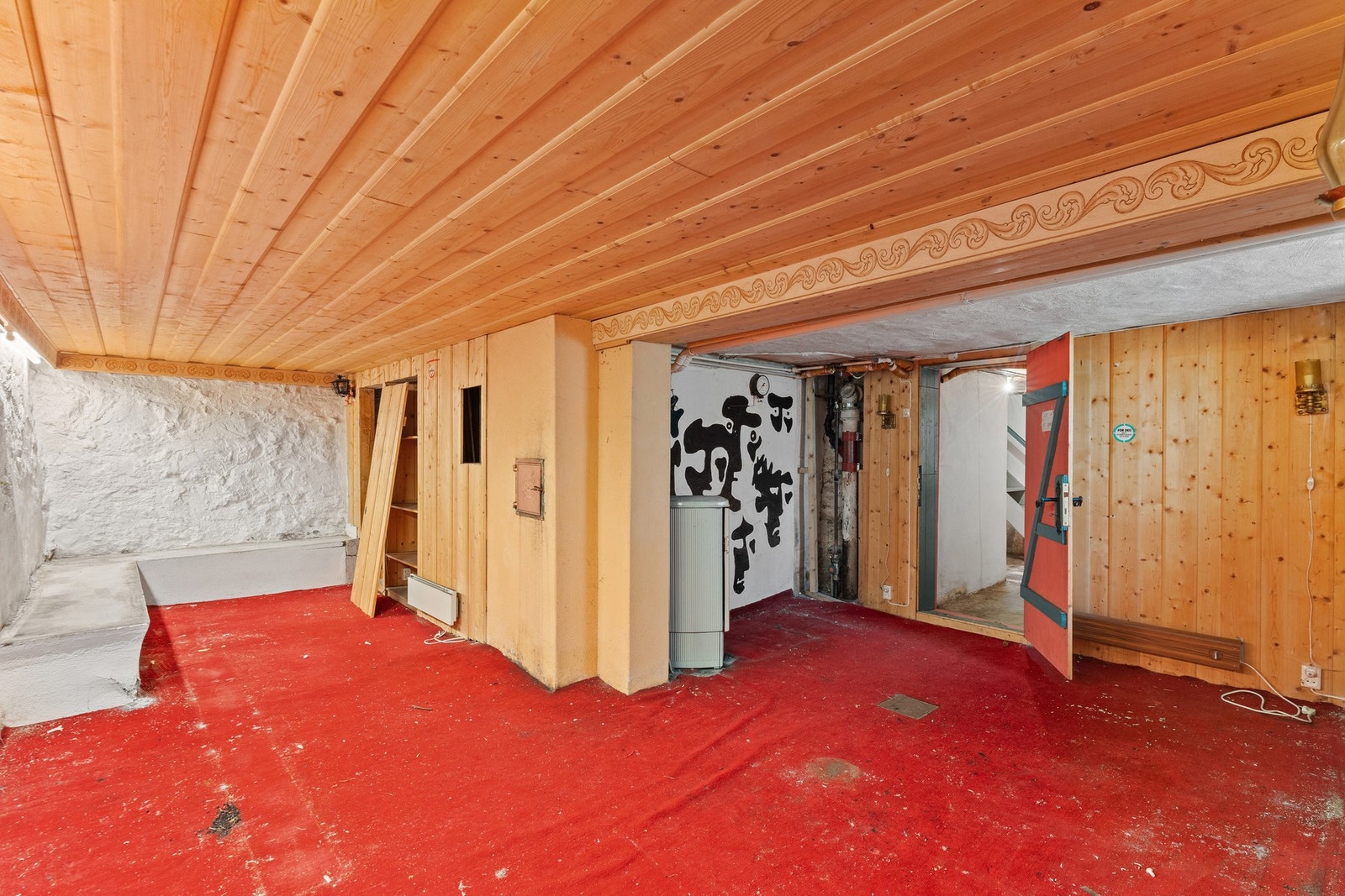 Kjeller med potensial og mye lagringsplass. Galleribilde