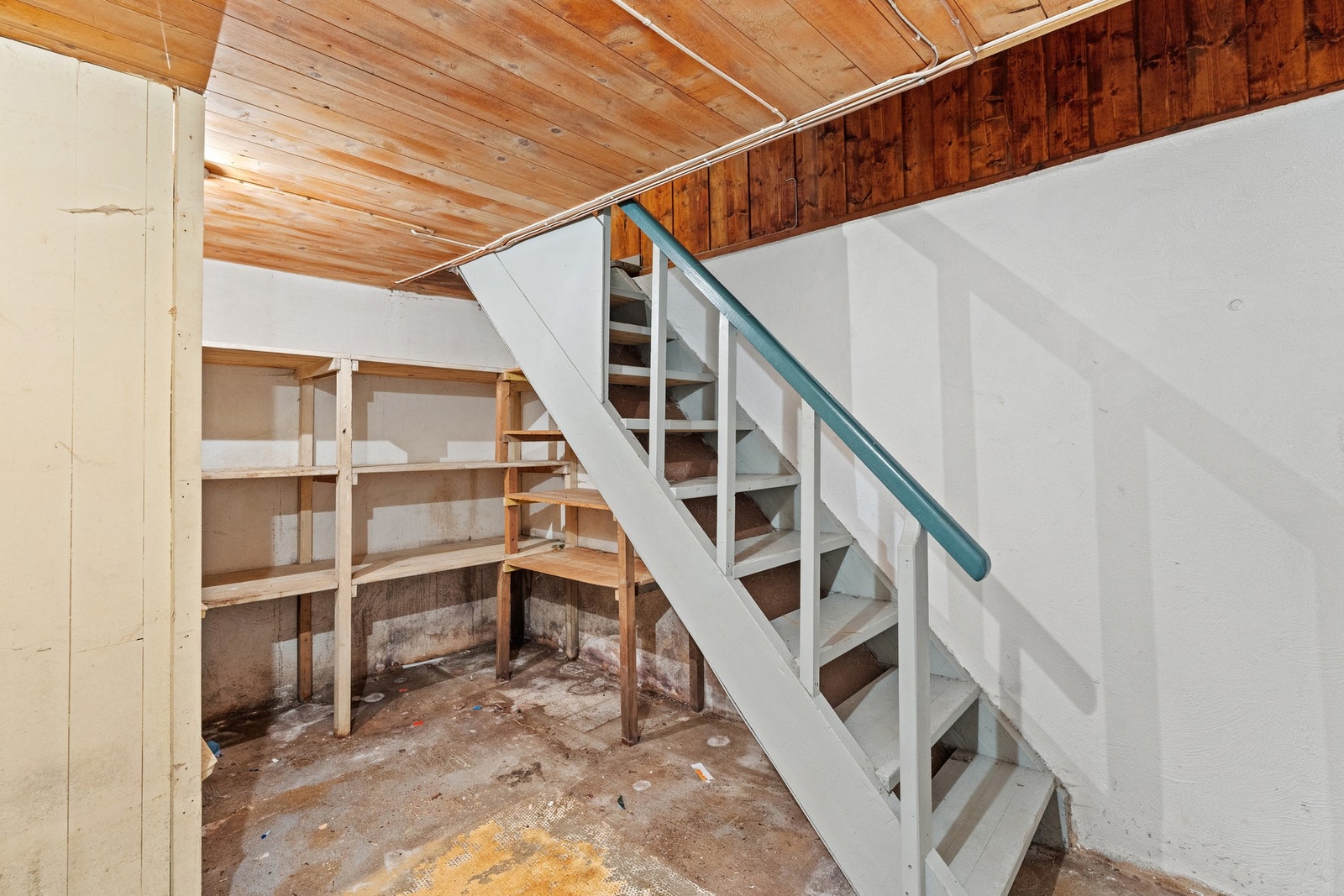 Trapp ned til kjelleretasjen. Galleribilde