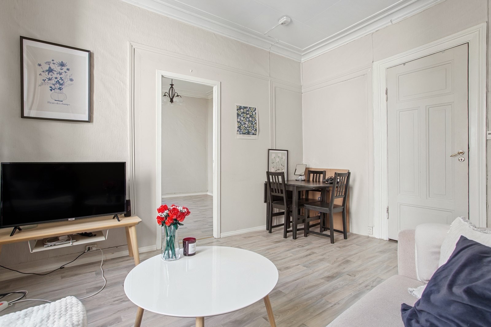 En av stuene. Galleribilde