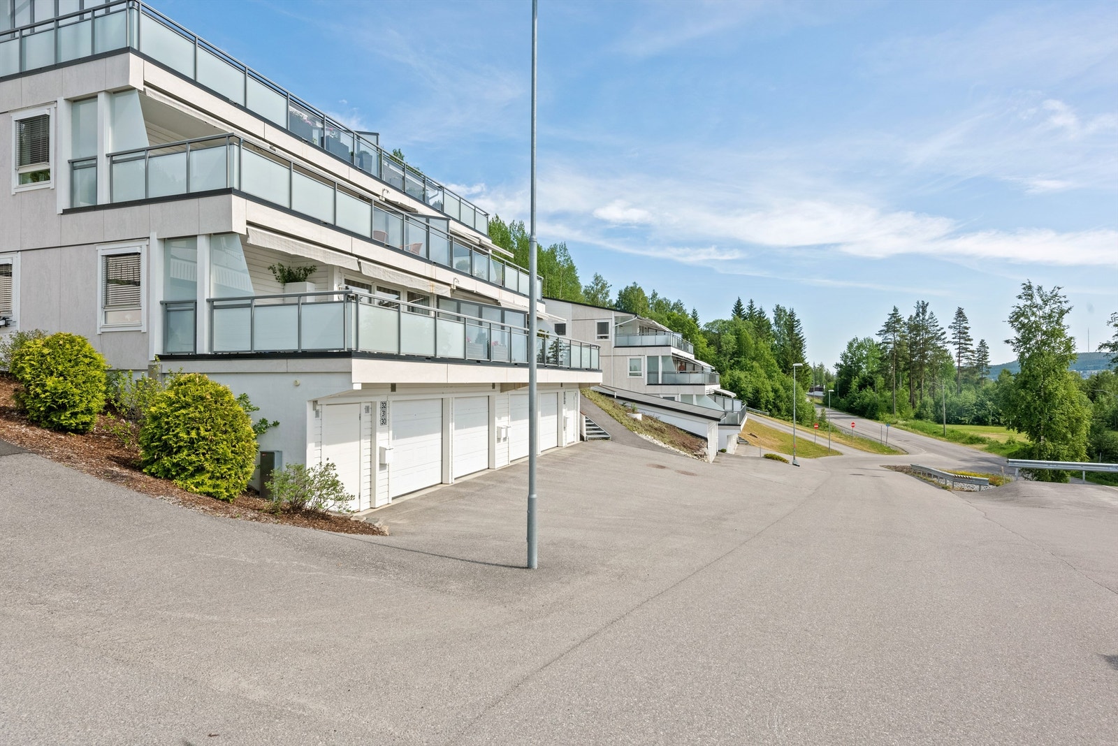 Flotte terrasseleiligheter med garasje i underetasjen Galleribilde