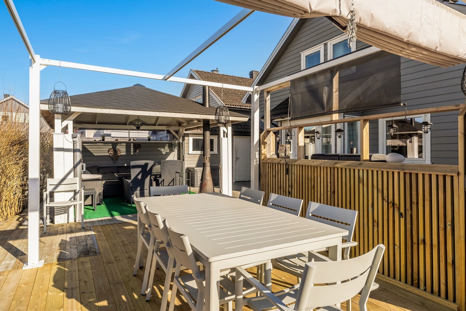 Her er det plass til mange og alle kan være under tak om nødvendig. Galleribilde