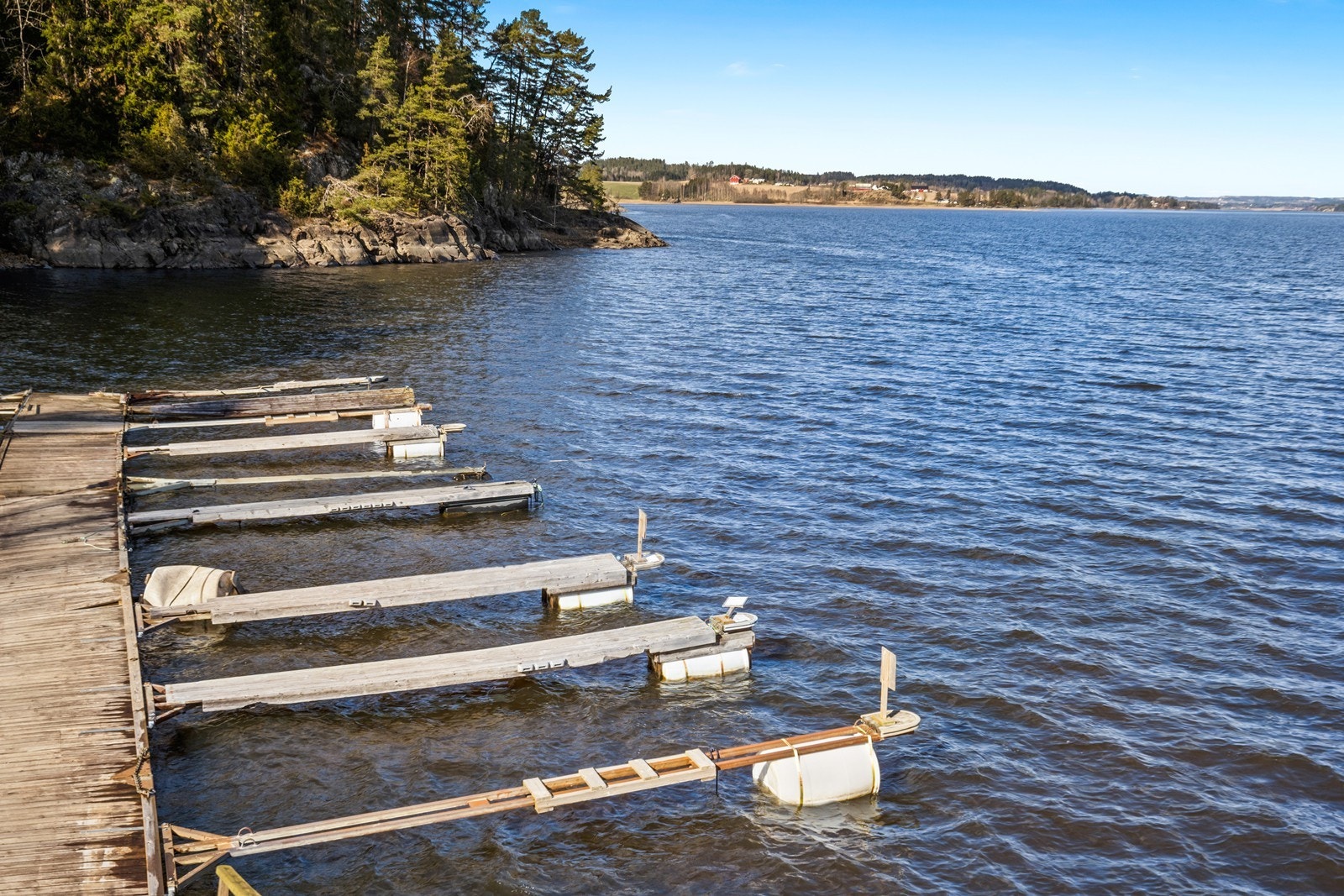 Brygge med båtfeste! Galleribilde