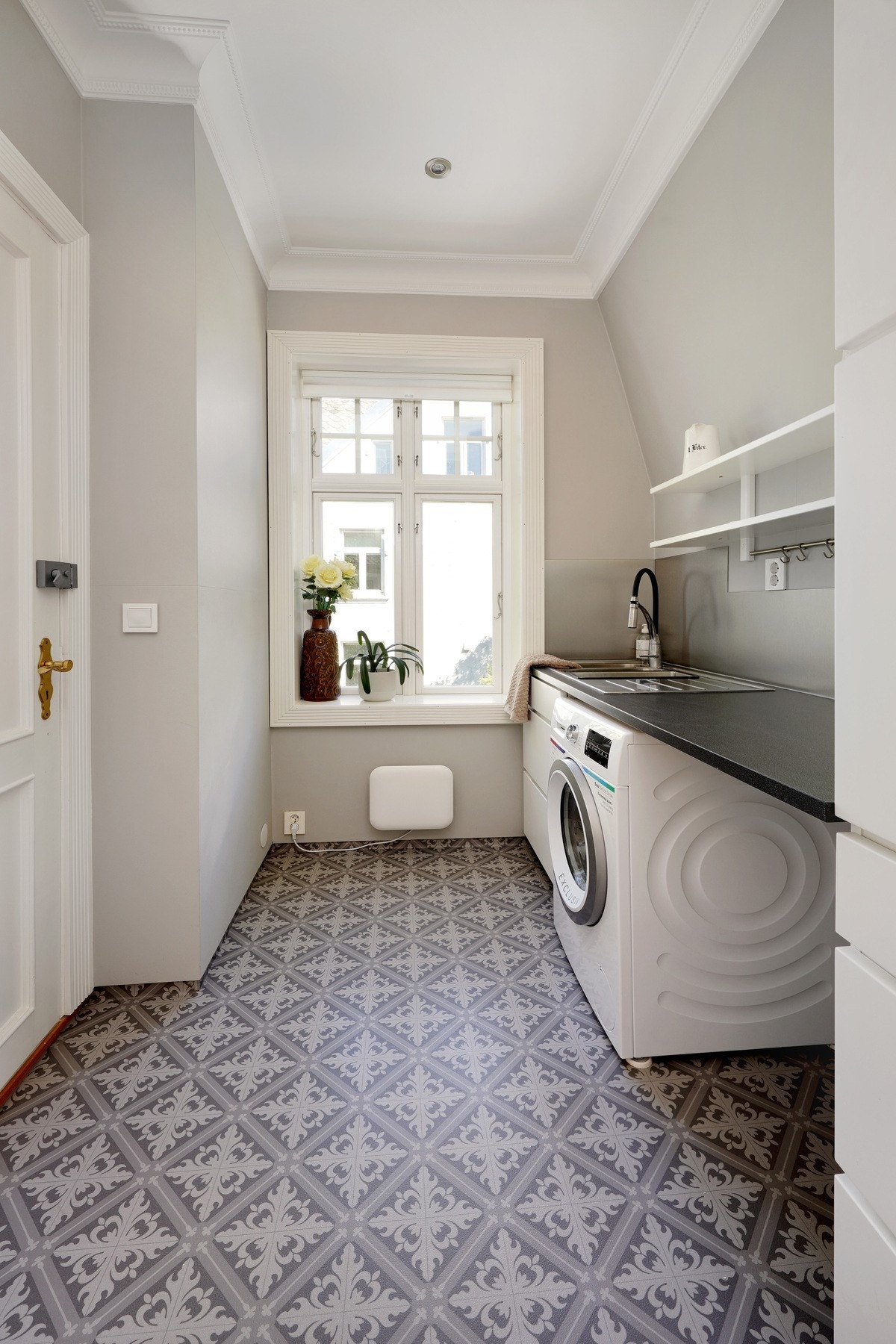 Vaskerom/te-kjøkken i andre etasje. Galleribilde