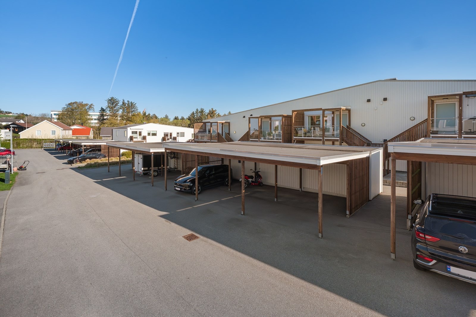 Parkering i carport Galleribilde