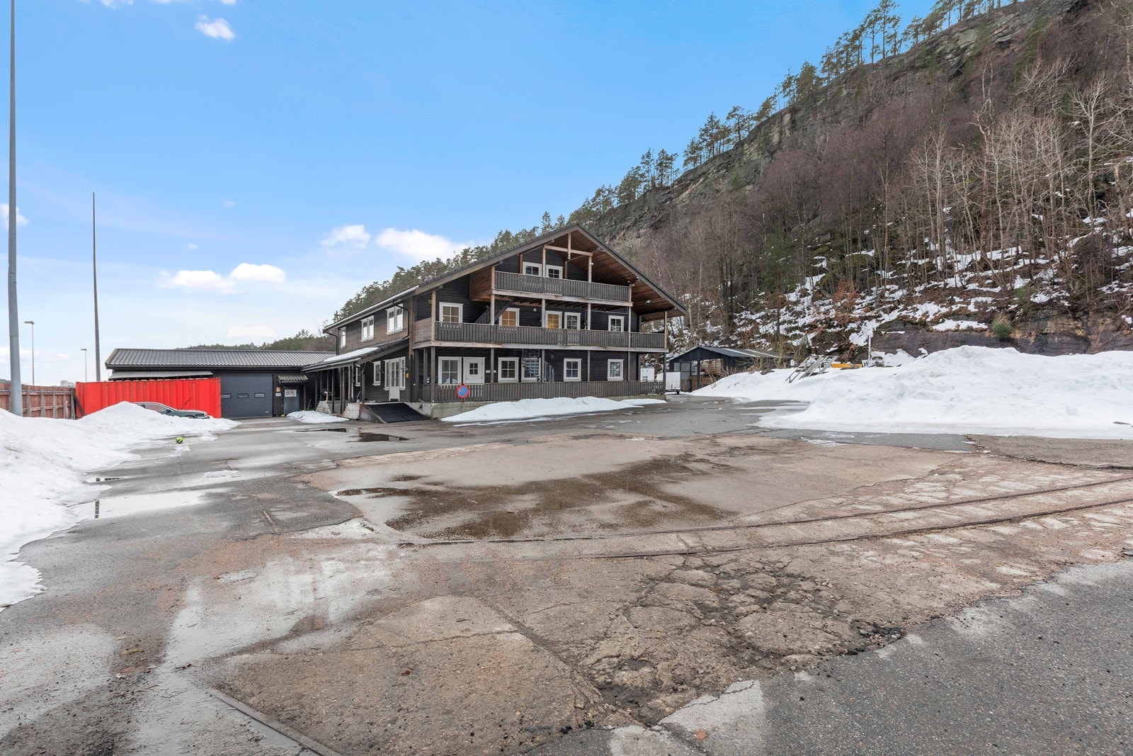 Stor tomt på nesten 22 mål. Galleribilde