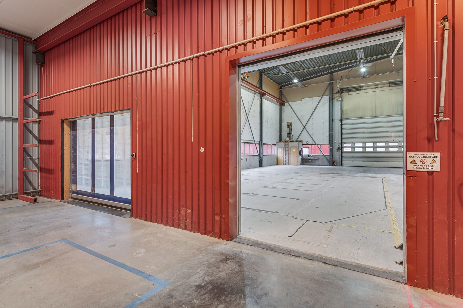 Brennerivegen 1 - tilbygd kald hall Galleribilde