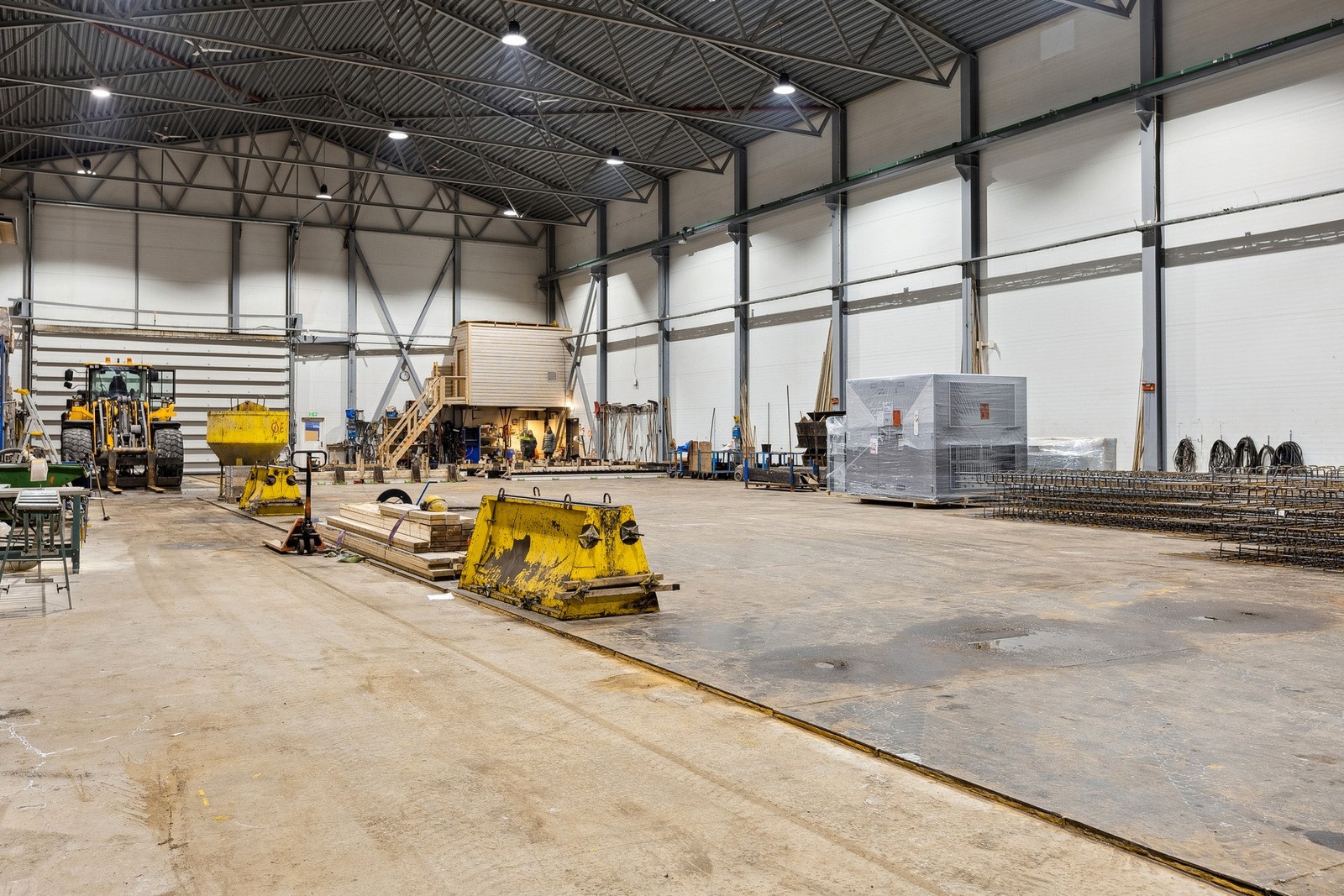 Verkstedhall Galleribilde