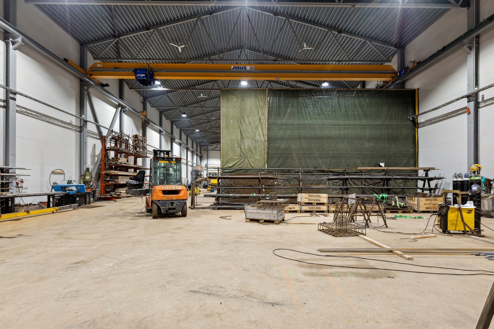 Verkstedhall Galleribilde