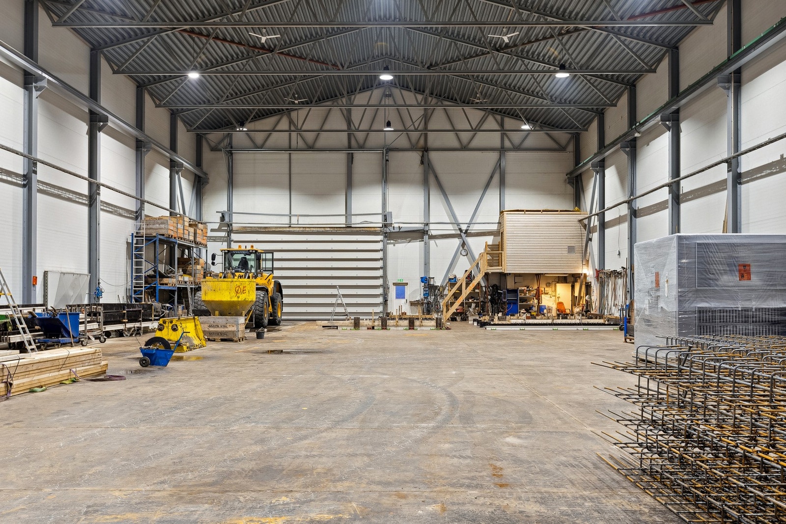 Verkstedhall Galleribilde