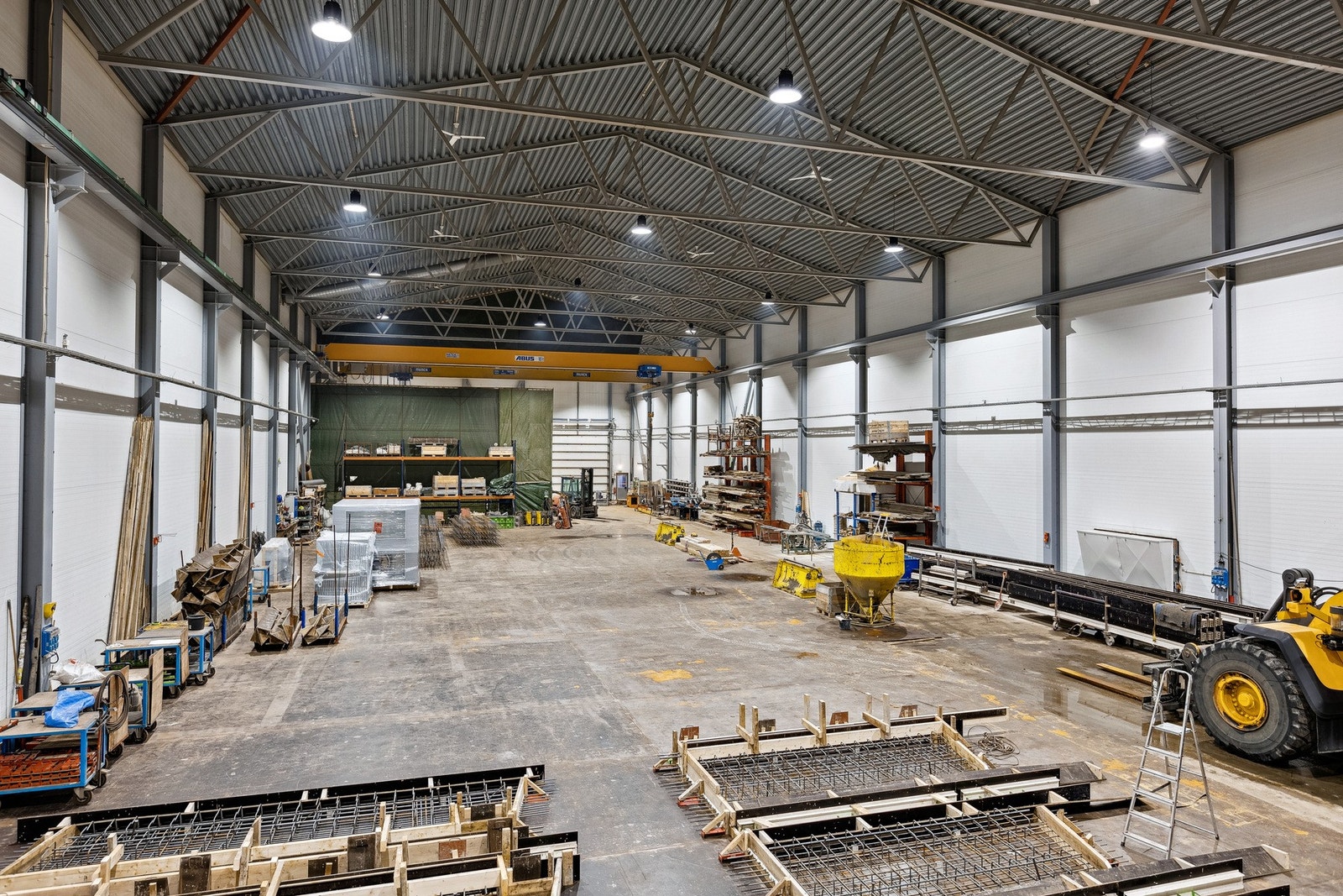 Verkstedhall Galleribilde