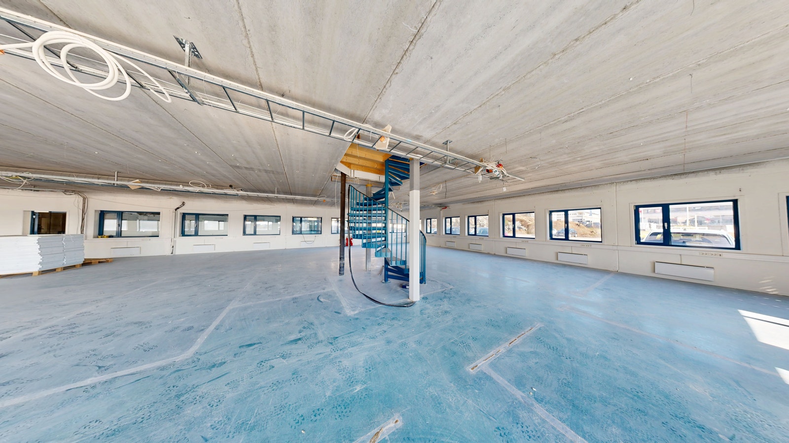 Kokstadvegen 30: Lokale i 1. etg, egner seg for lager, lett produksjon/verksted, showroom, kontor Galleribilde