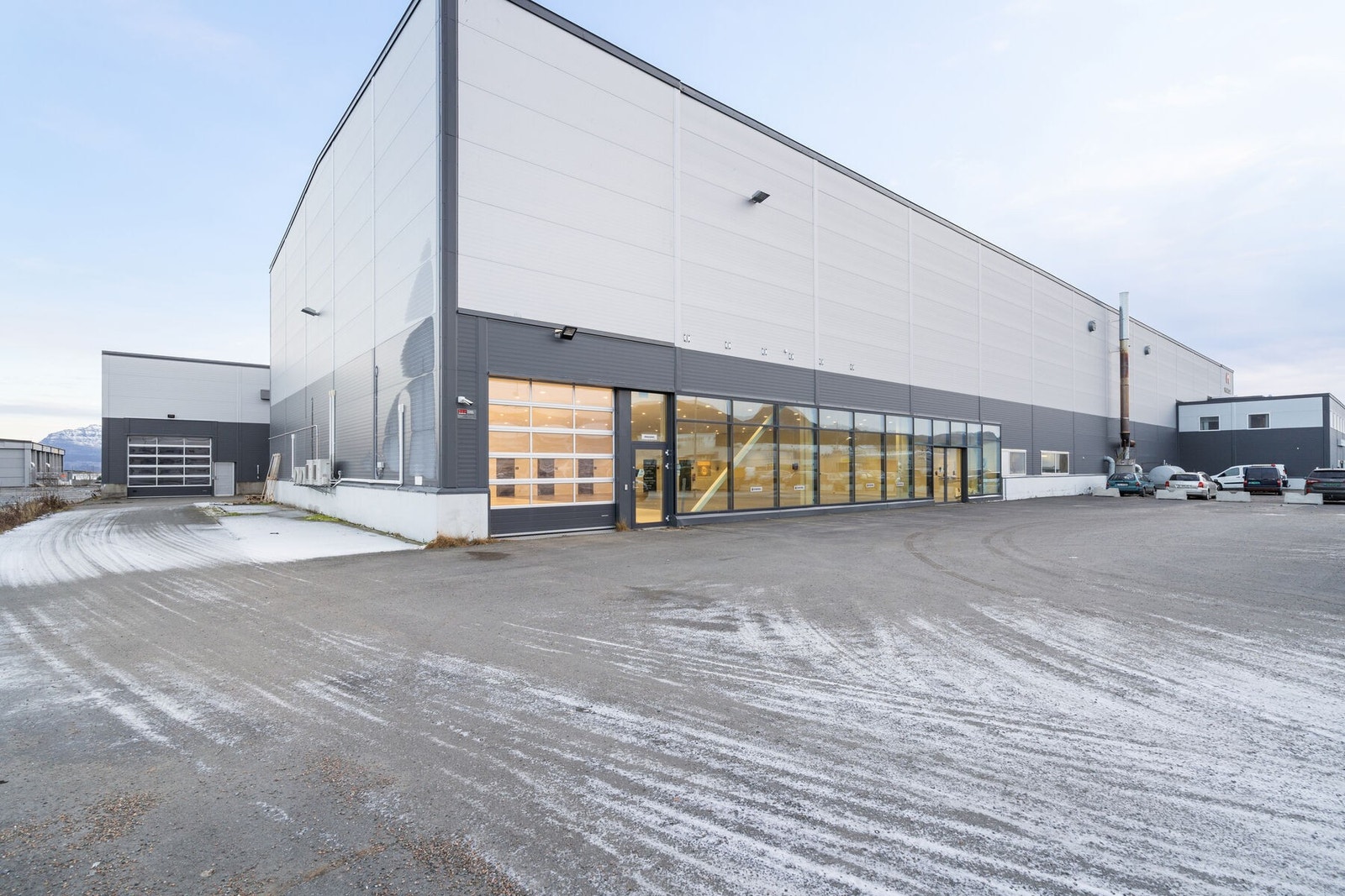 Stangnesterminalen 18 Galleribilde