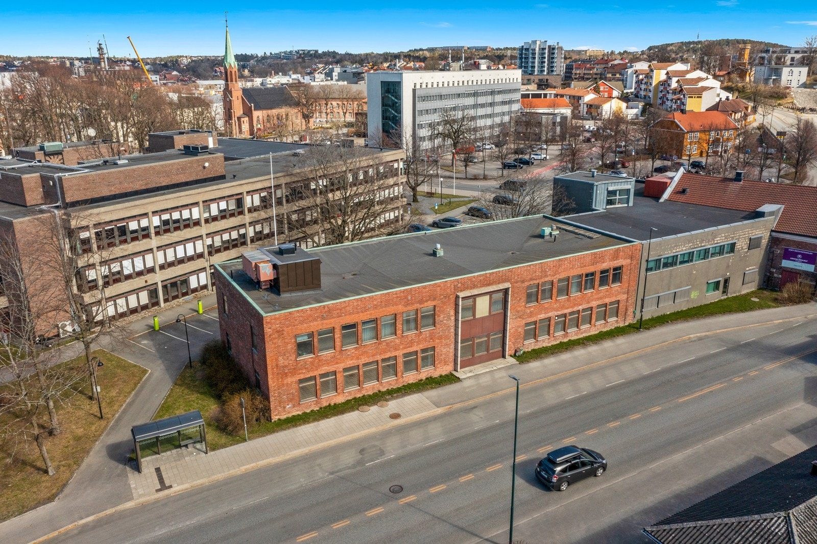 Kirkegata 17 - Sentral kontoreiendom med god eksponering og oppgraderingsbehov. Galleribilde