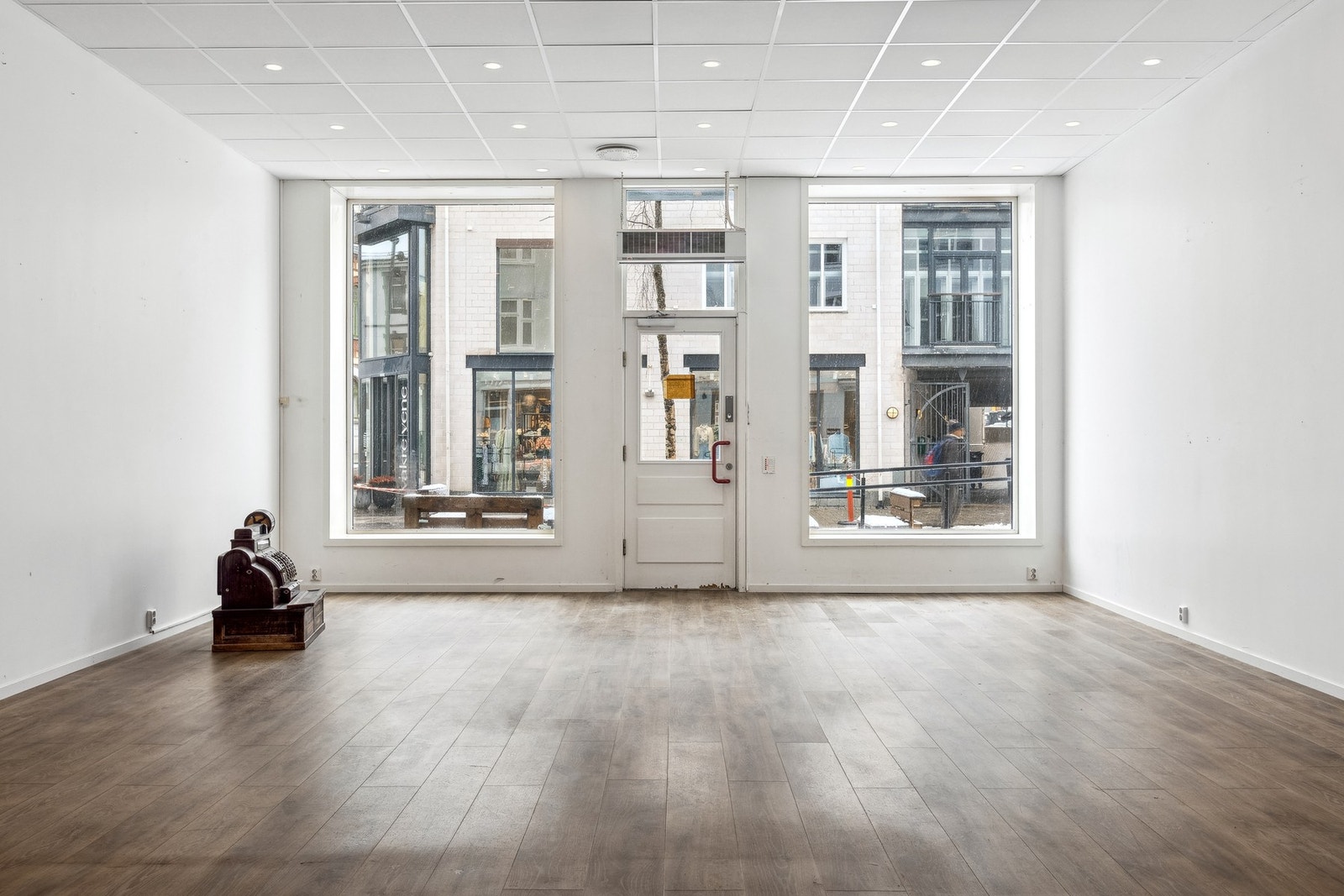 Butikklokalet, Strandgata 4 Galleribilde