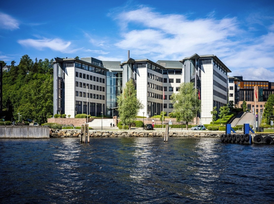 Strandveien 16-18. Galleribilde