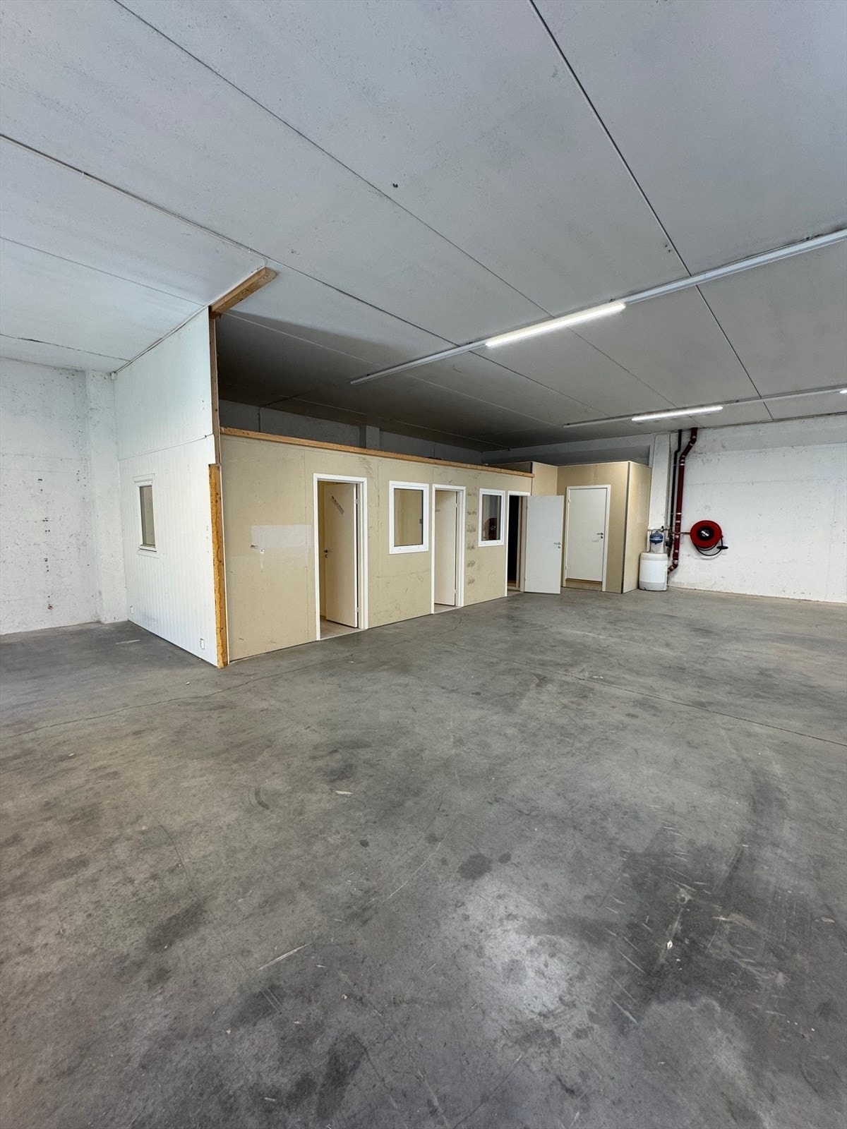 Lagerkontorer Galleribilde