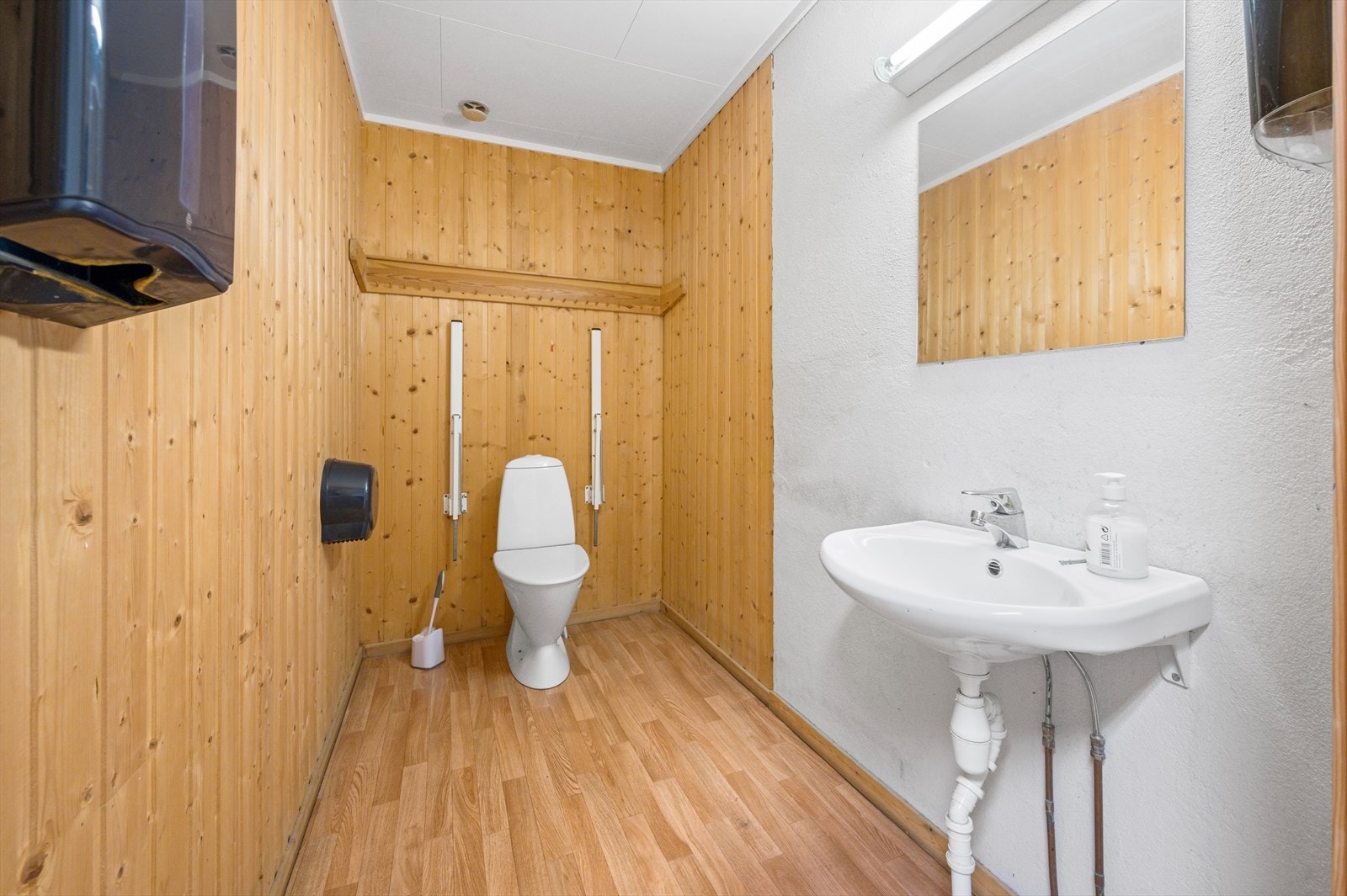 WC-rom. Galleribilde