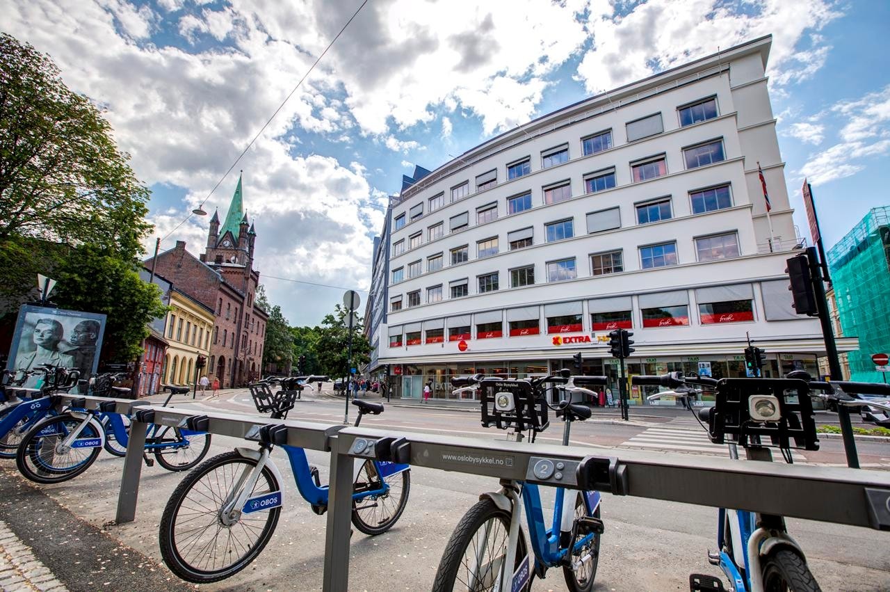 Fasade mot Grønlandsleiret Galleribilde