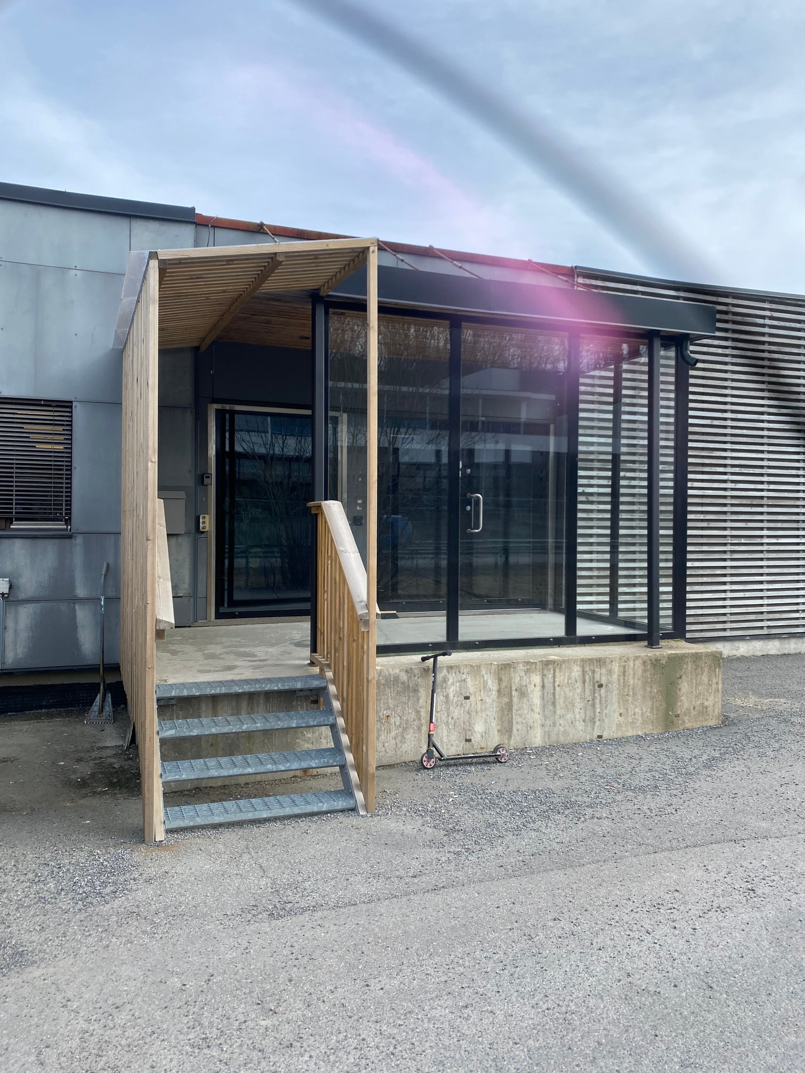 inngang ute Galleribilde