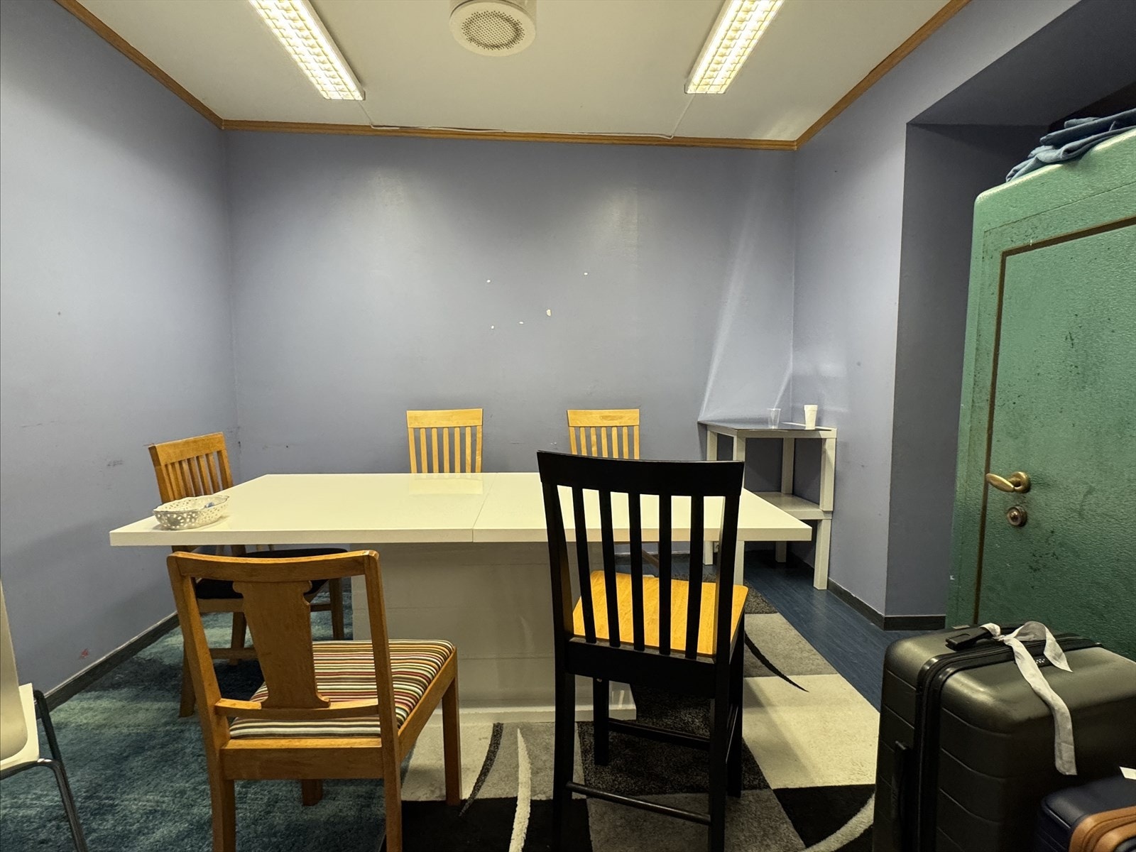 Spiserom i bakkant av lokalet Galleribilde