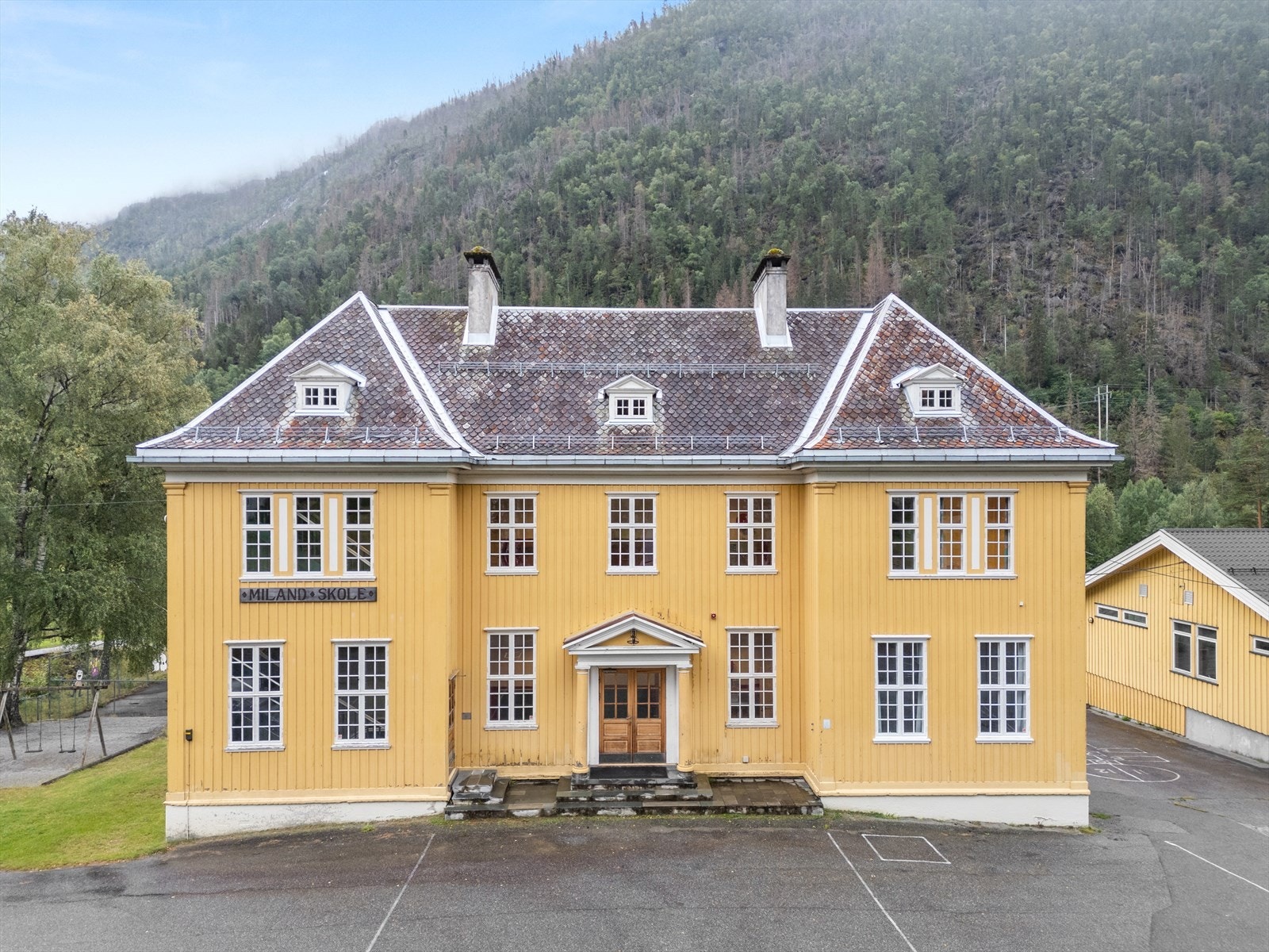 Sommerbilder per august 2024 Galleribilde