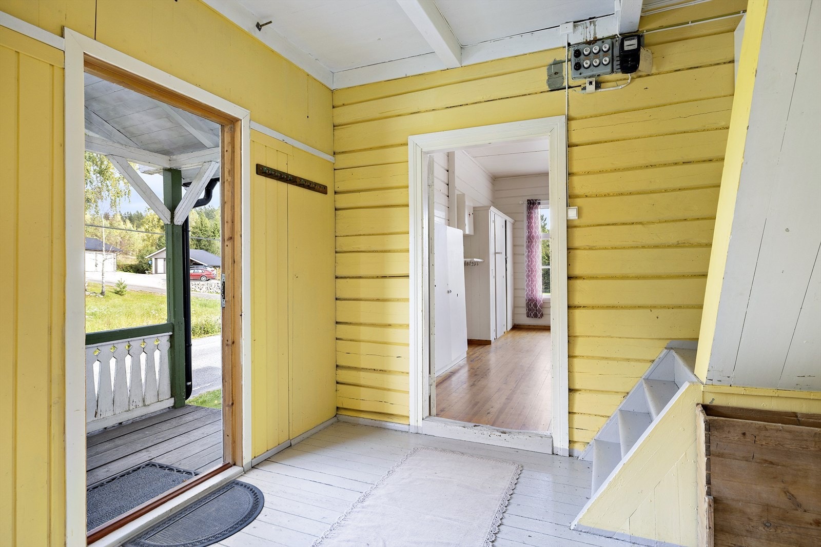 Eiendommen består av en hovedetasje og et uinnredet loft Galleribilde
