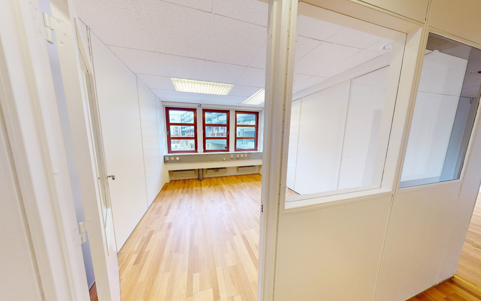 Lokalet til venstre på 355 kvm Galleribilde