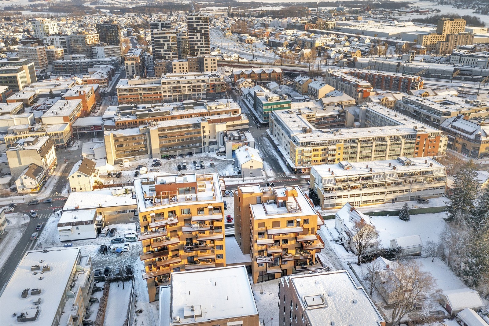 Gangavstand til alle nødvendige servicefunksjoner, shopping i sentrum og Lillestrøm stasjon Galleribilde