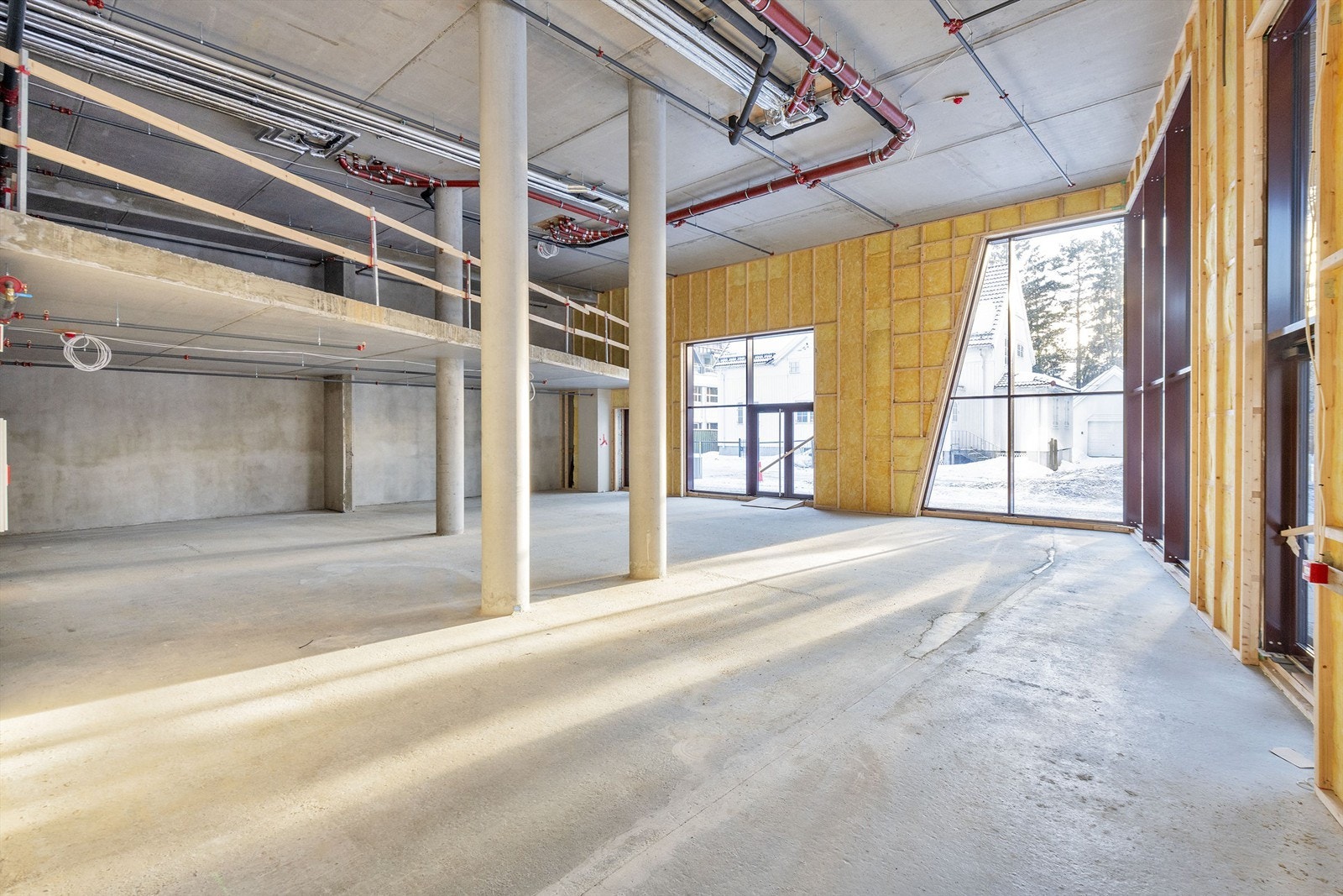 Snr. 1 - rålokale med egen mesanin Galleribilde