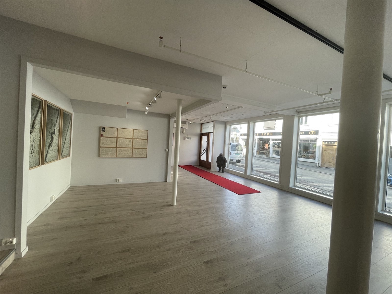 God eksponering i store vinduer - Sprinkelanlegg Galleribilde