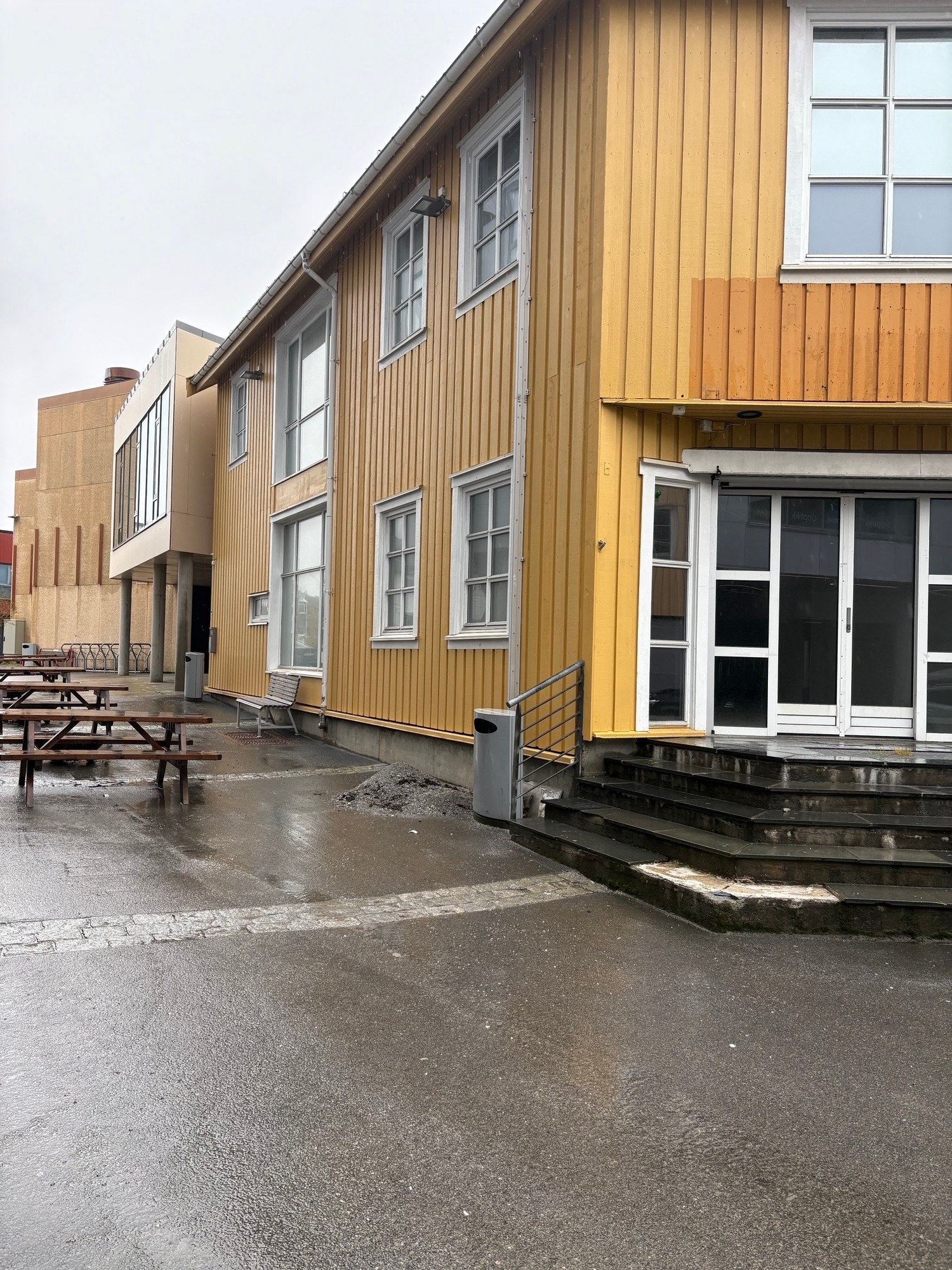 Inngangsparti Galleribilde