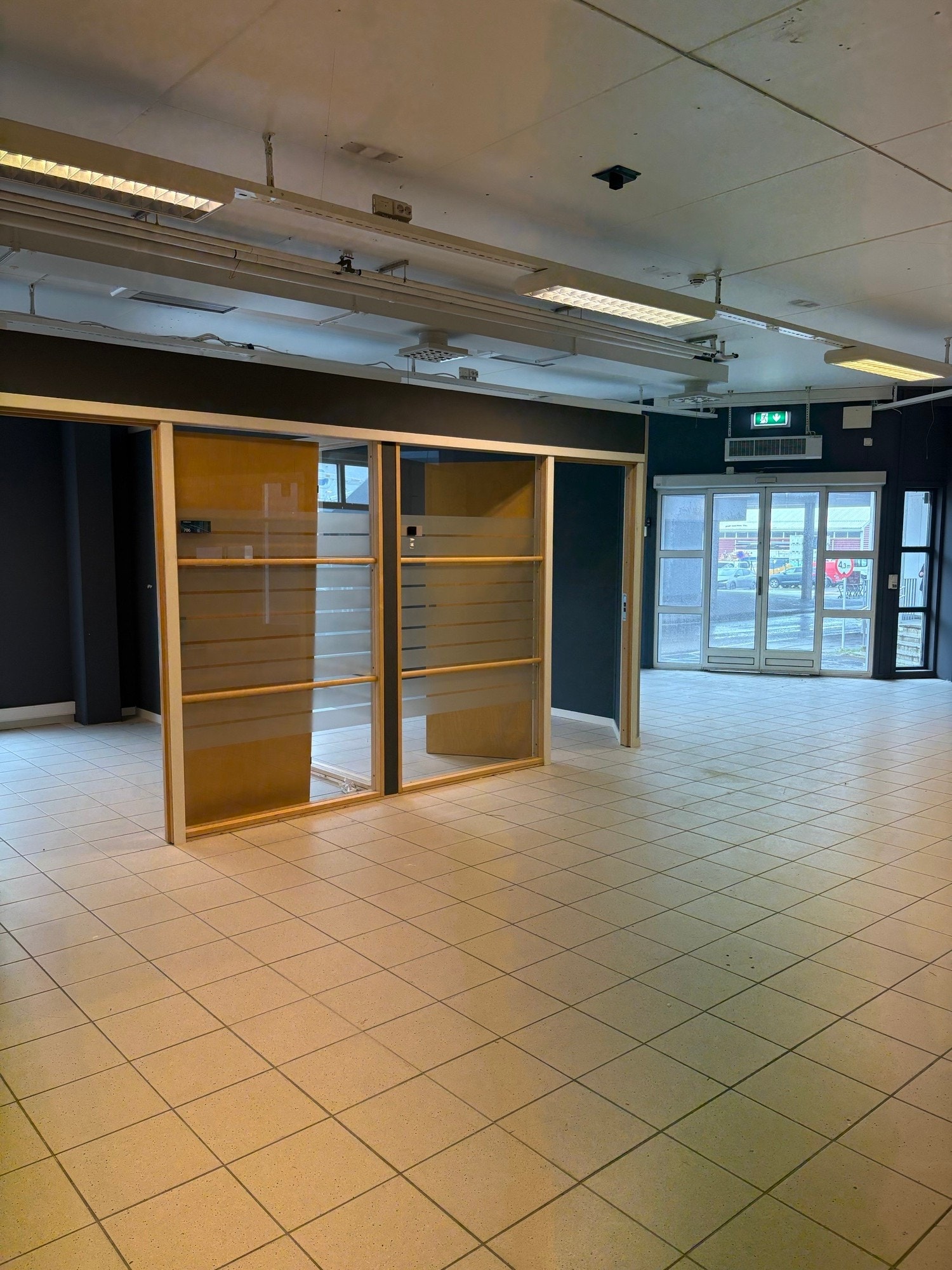 Disponibelt areal Galleribilde