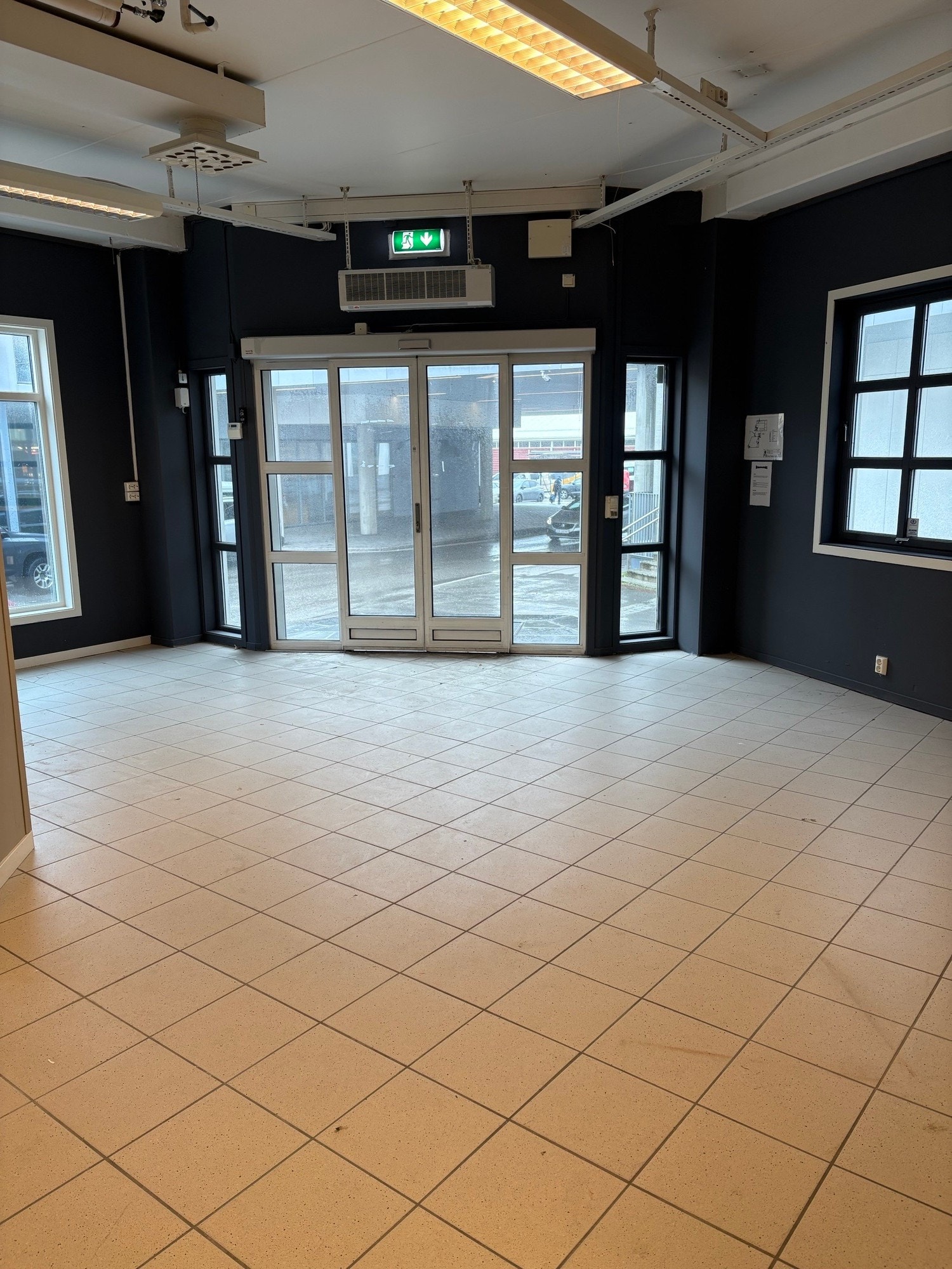 Inngangsparti Galleribilde