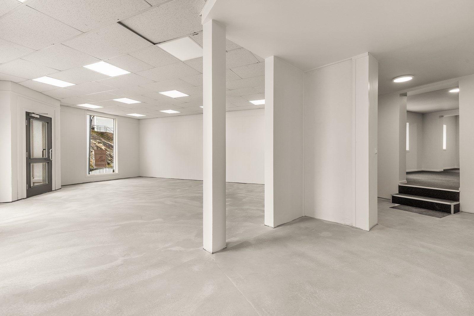 Nyinnredede butikklokaler. Galleribilde