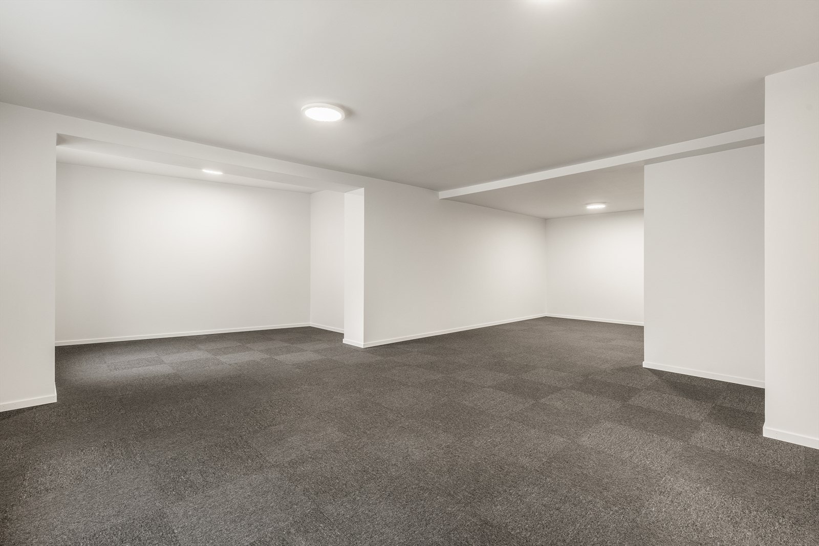 Romslige lokaler med flere muligheter. Galleribilde