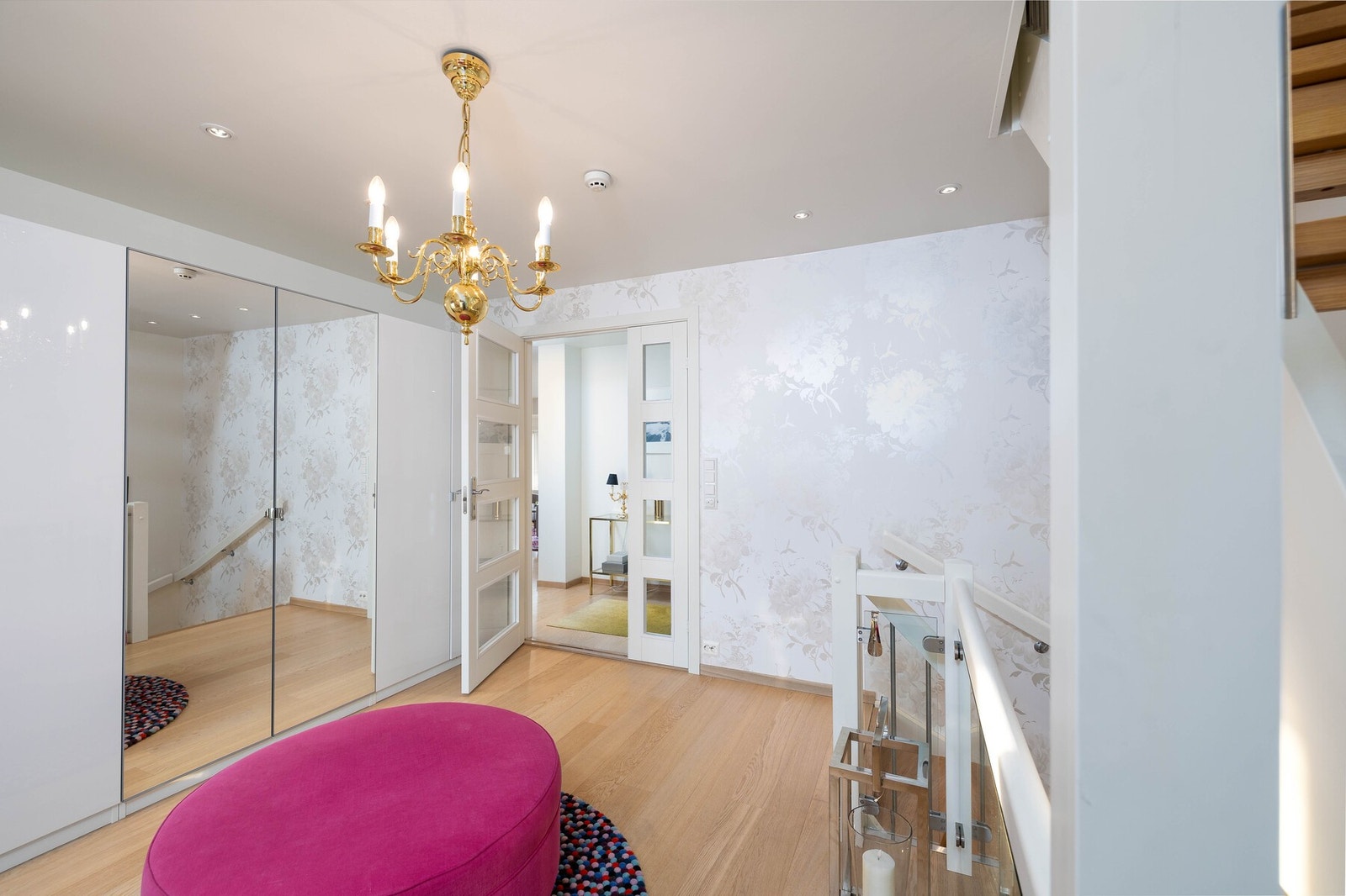 Innvendig i leilighet. Galleribilde