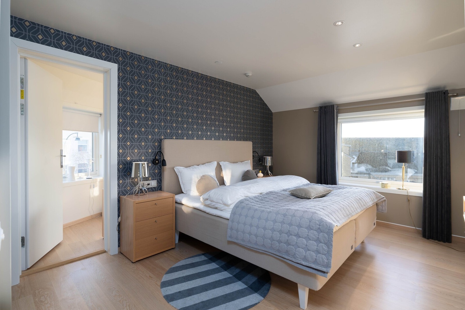 Soverom. Galleribilde