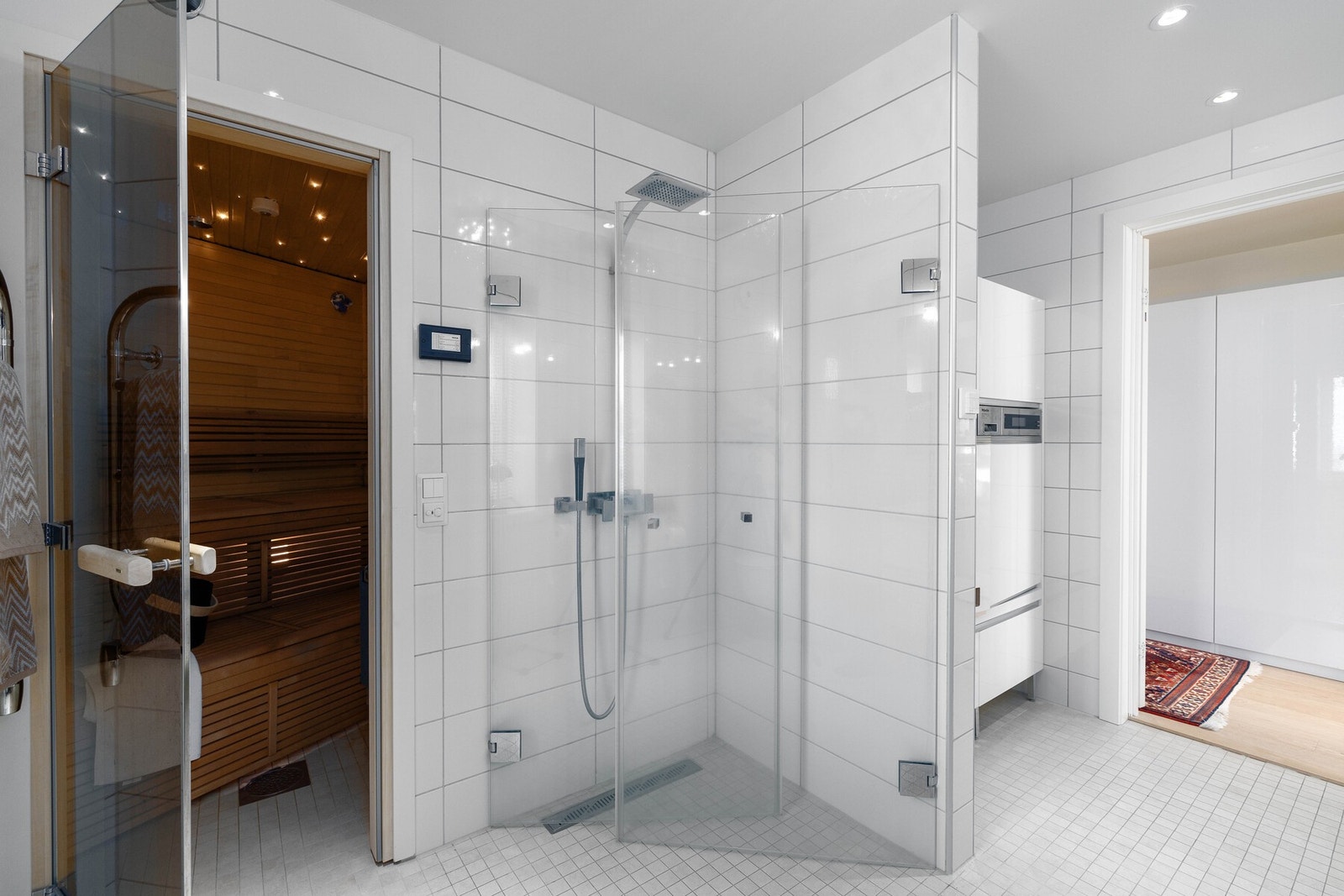 Dusj og badstue. Galleribilde