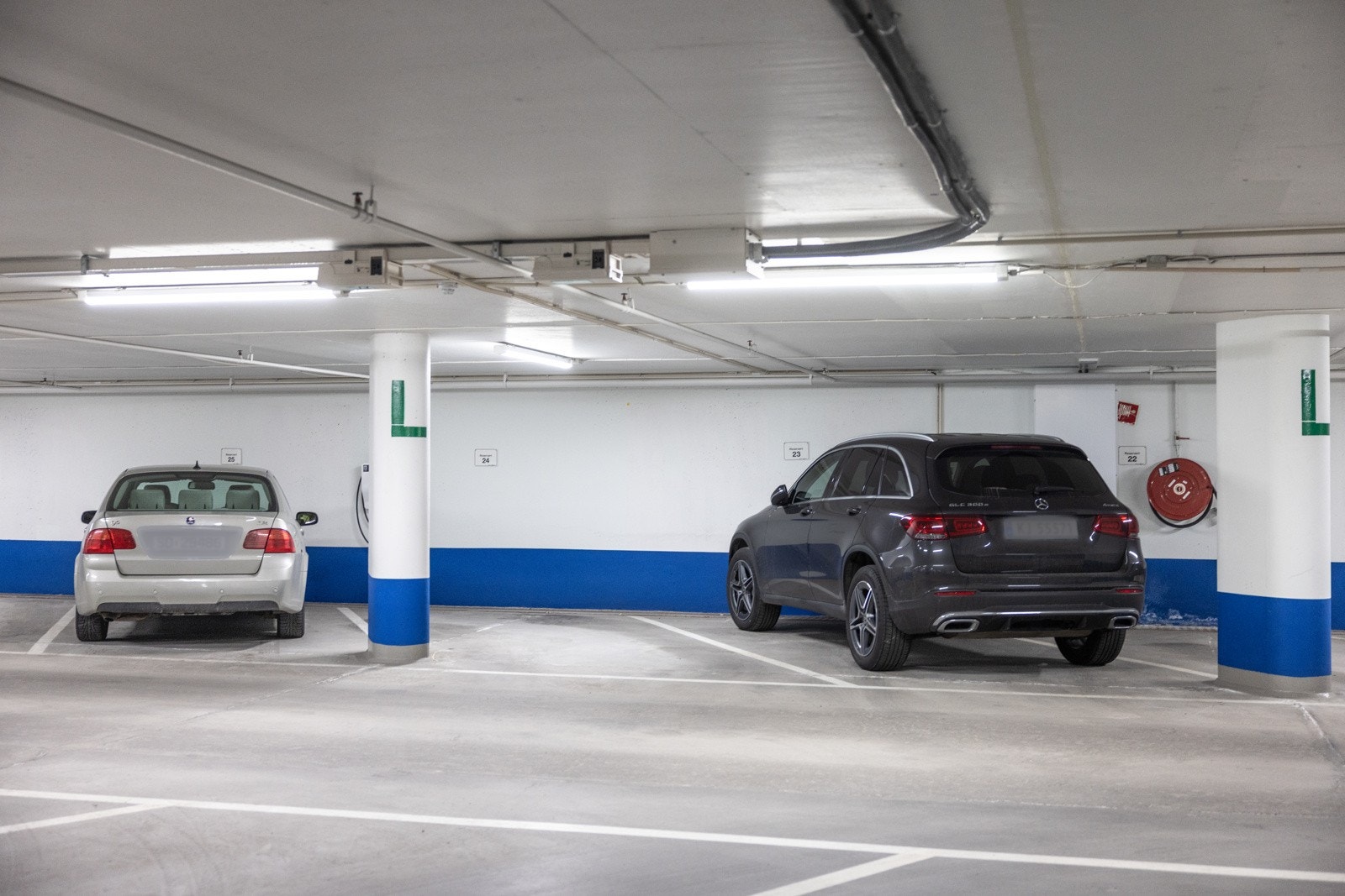 Bruksrett til tilhørende parkeringsplass nr. 23 på Plan L (mulighet for å søke om ladepunkt) Galleribilde