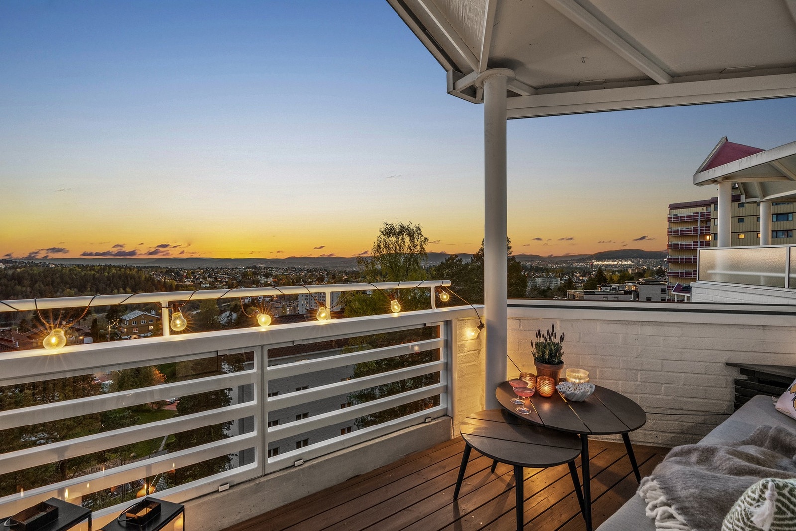 Velkommen til Skøyenåsveien 15 - presentert av Privatmegler Håvard Haugstulen Galleribilde