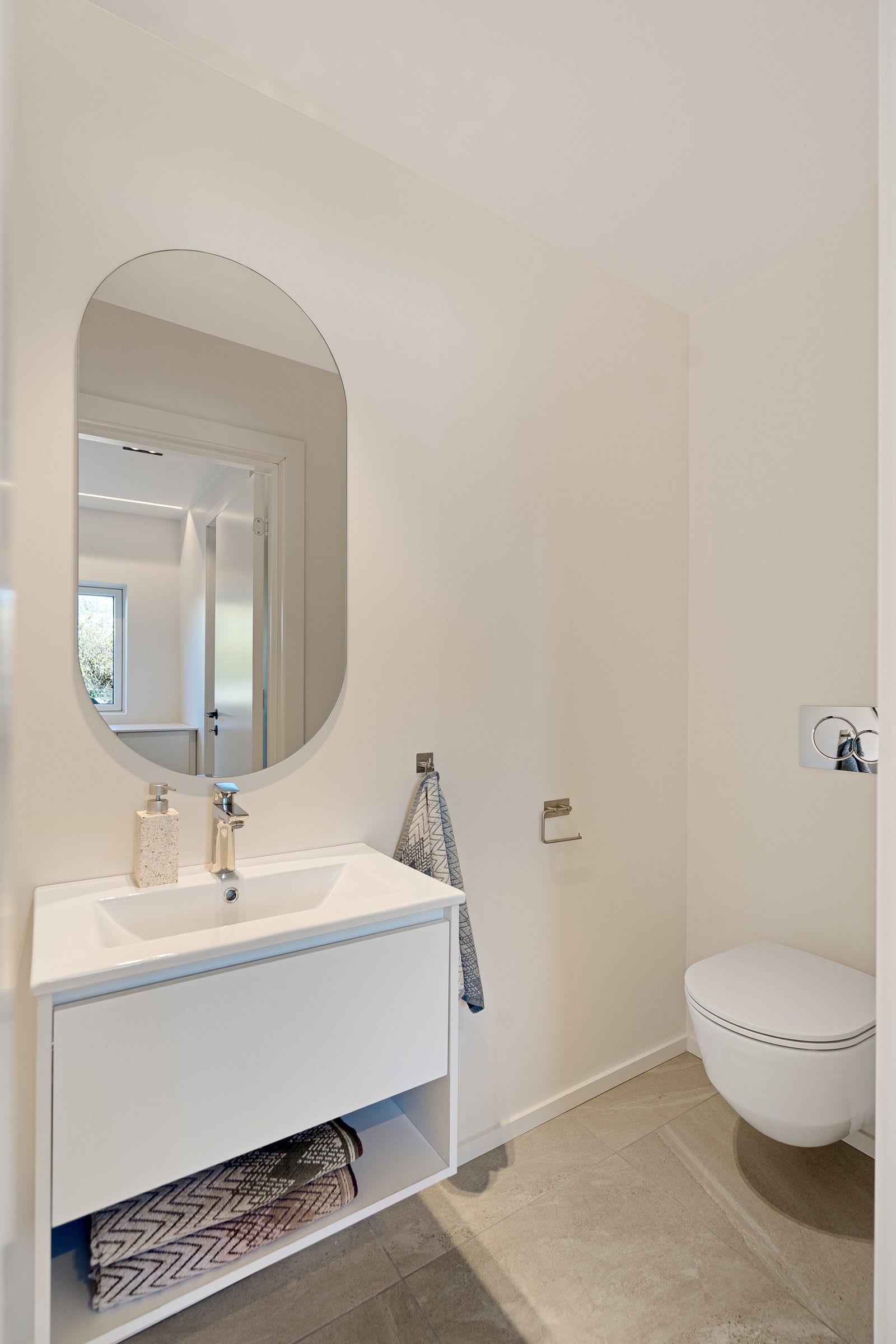 Gjestetoalett i 2. etasje Galleribilde