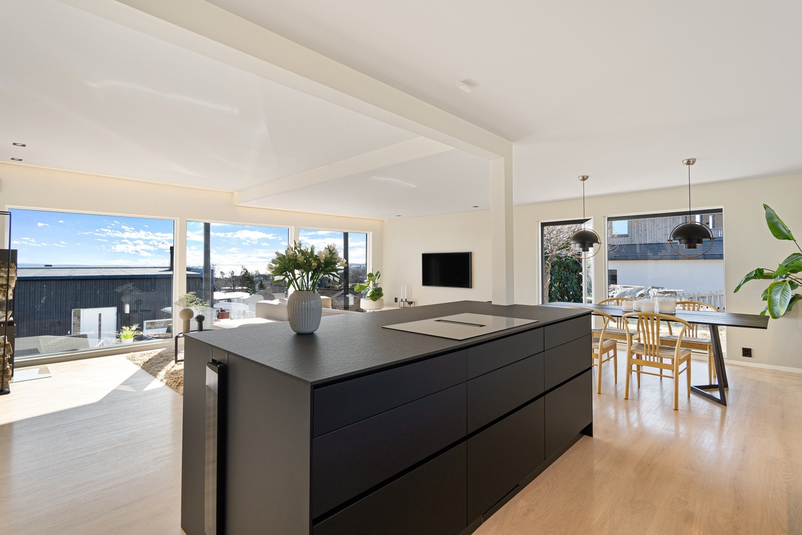 Praktisk arbeidsøy i forbindelse med kjøkkenet Galleribilde