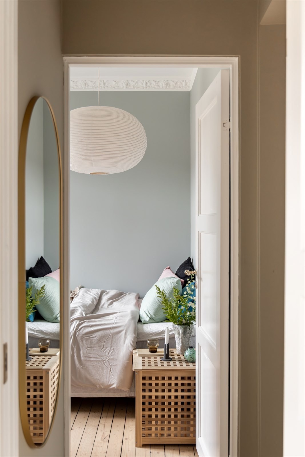 Begge soverommene ligger vendt mot den lukkede bakgården Galleribilde